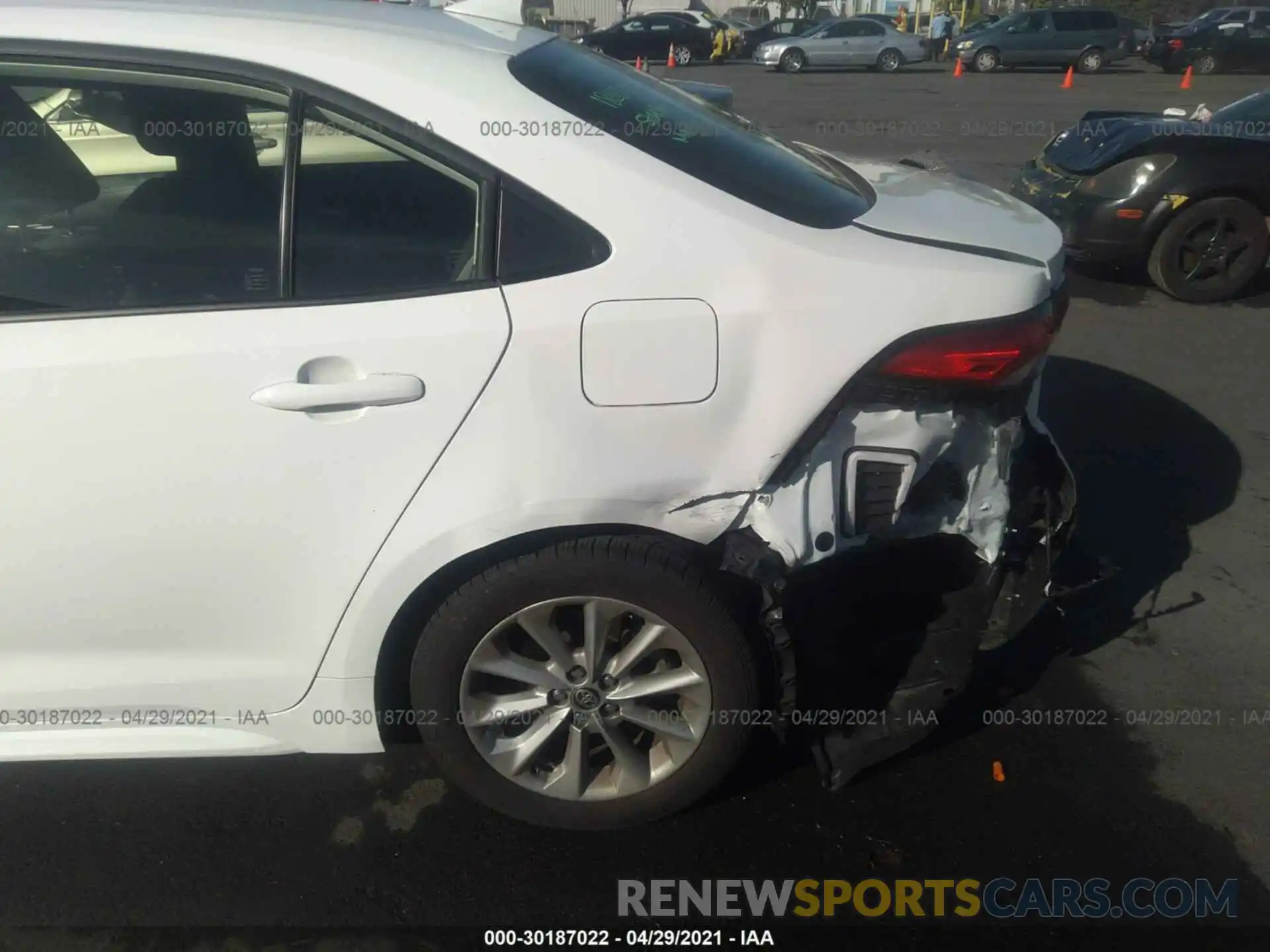 6 Photograph of a damaged car JTDVPRAE5LJ107348 TOYOTA COROLLA 2020