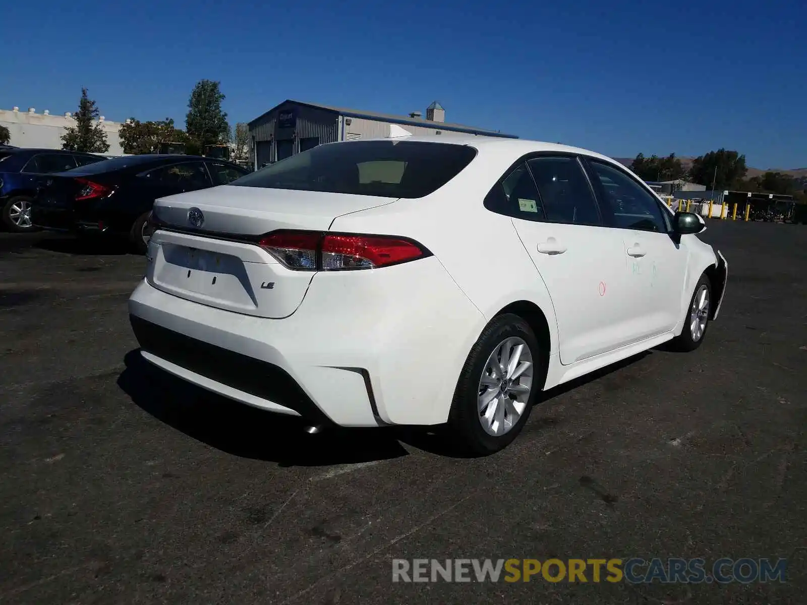 4 Photograph of a damaged car JTDVPRAE7LJ115919 TOYOTA COROLLA 2020