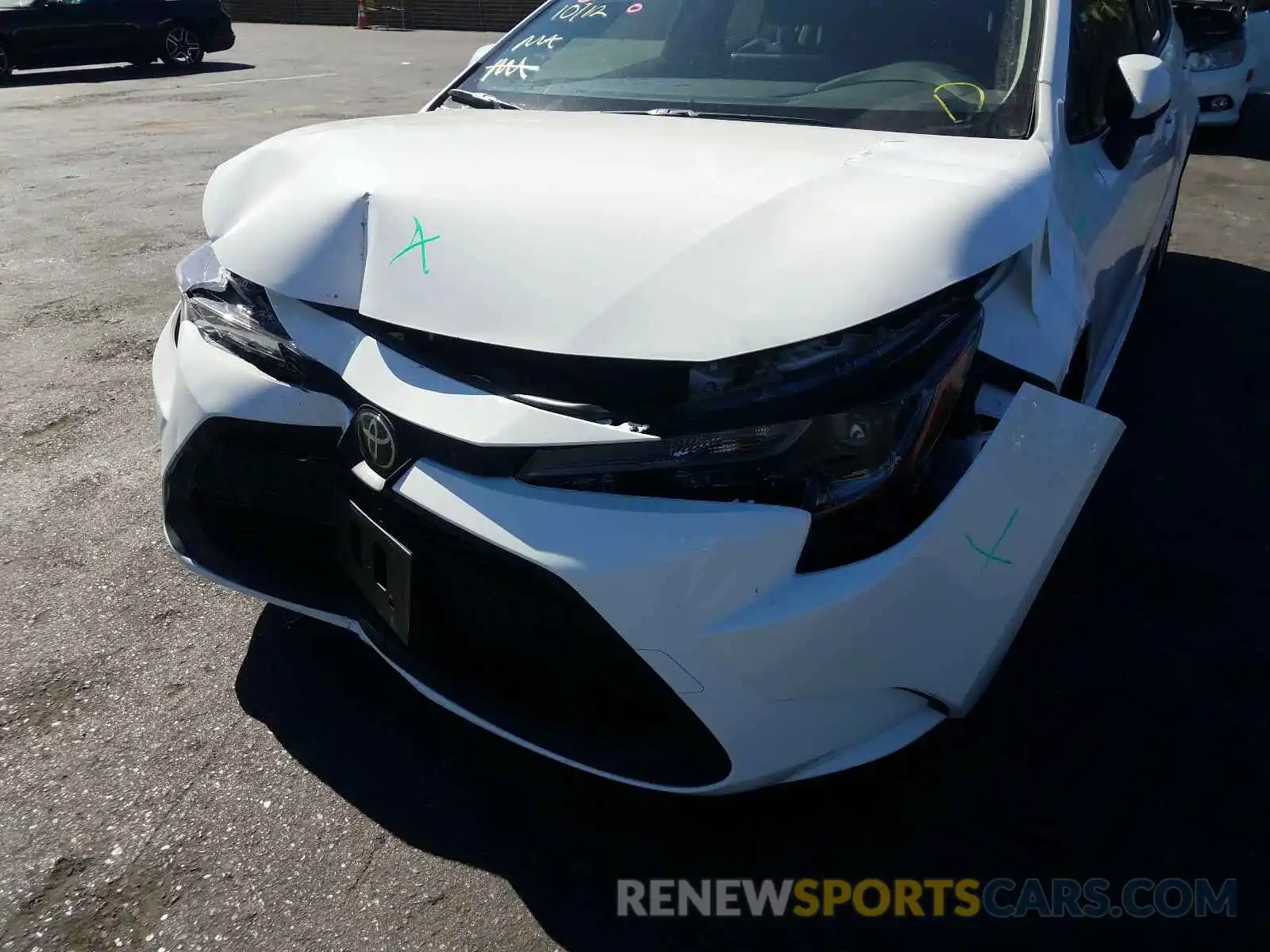 9 Photograph of a damaged car JTDVPRAE7LJ115919 TOYOTA COROLLA 2020