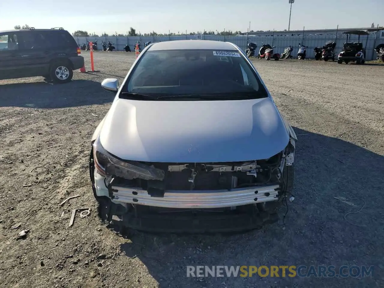 5 Photograph of a damaged car JTDVPRAE8LJ094563 TOYOTA COROLLA 2020