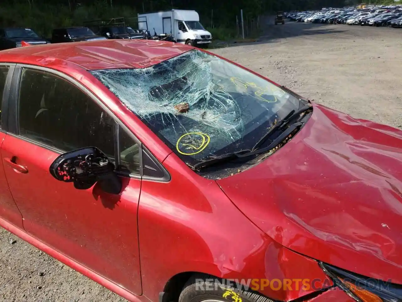 9 Photograph of a damaged car JTDVPRAE8LJ105061 TOYOTA COROLLA 2020