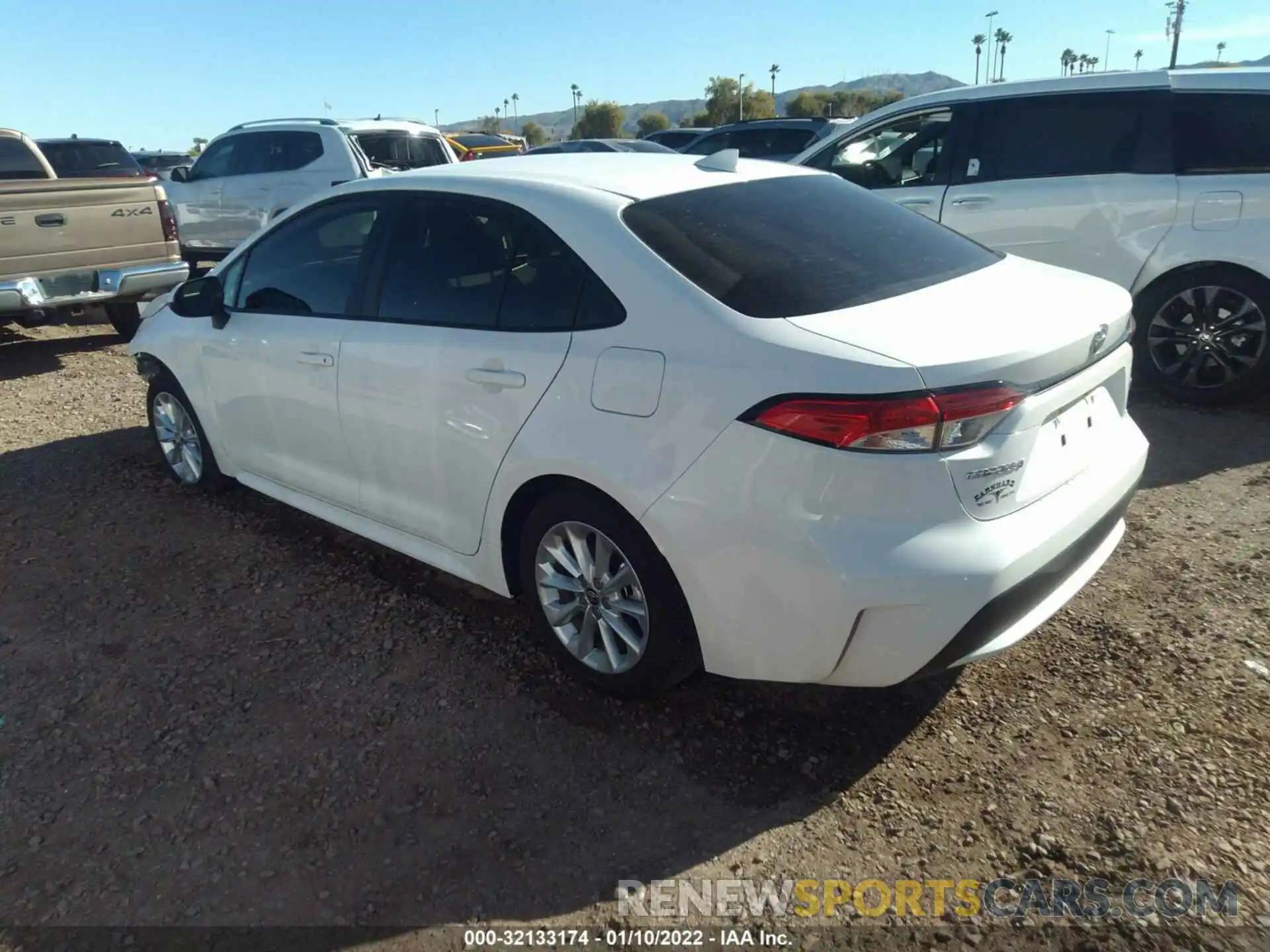 3 Photograph of a damaged car JTDVPRAE9LJ088786 TOYOTA COROLLA 2020