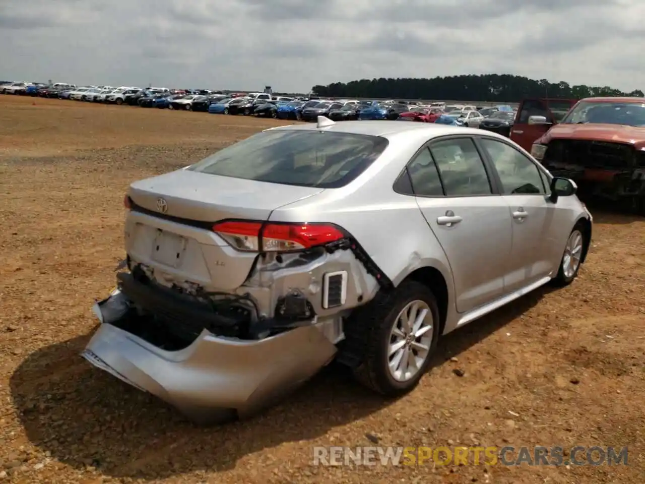 4 Photograph of a damaged car JTDVPRAEXLJ100332 TOYOTA COROLLA 2020