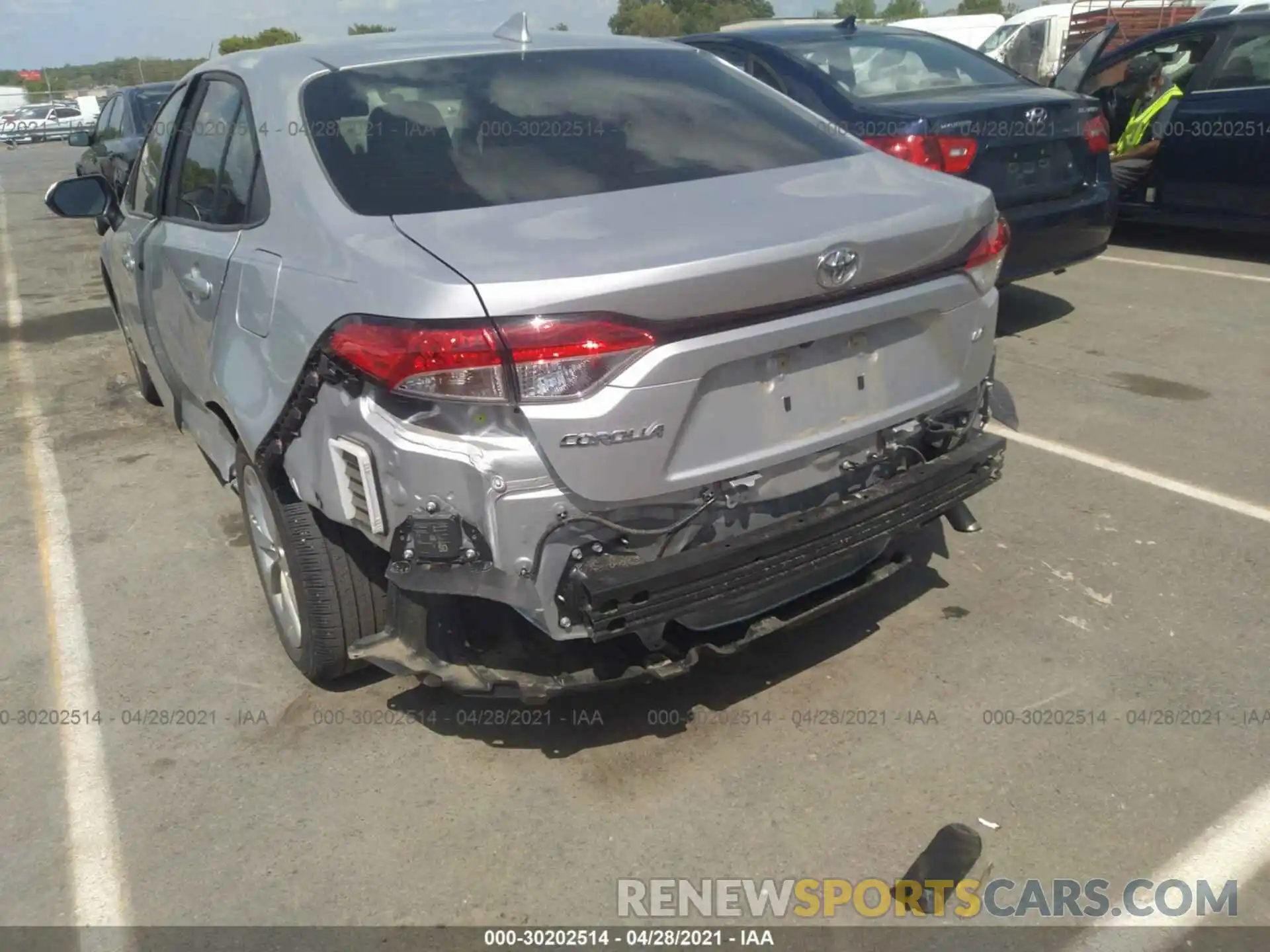 6 Photograph of a damaged car JTDVPRAEXLJ116286 TOYOTA COROLLA 2020