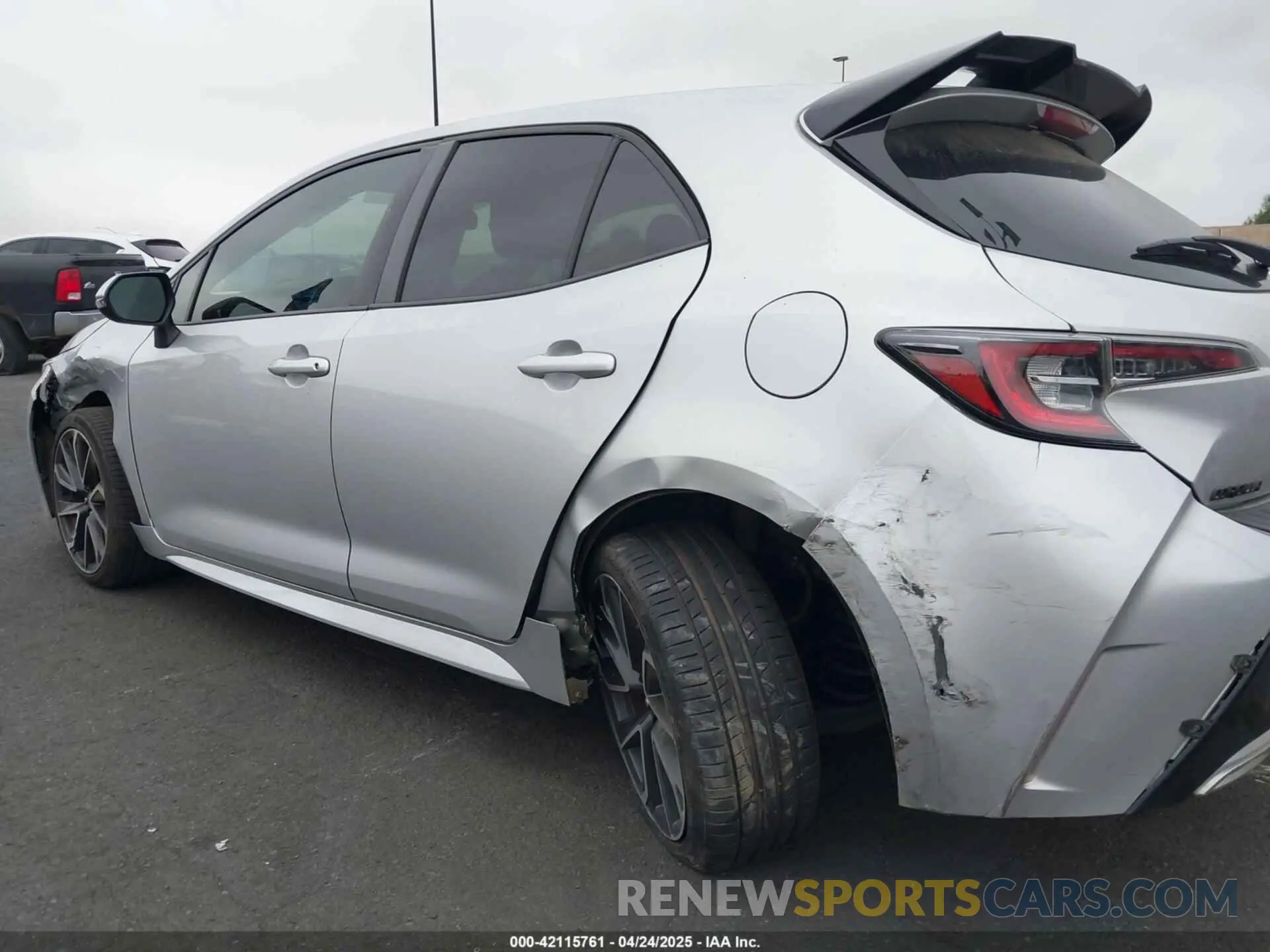 6 Photograph of a damaged car JTNA4RBE1L3081627 TOYOTA COROLLA 2020