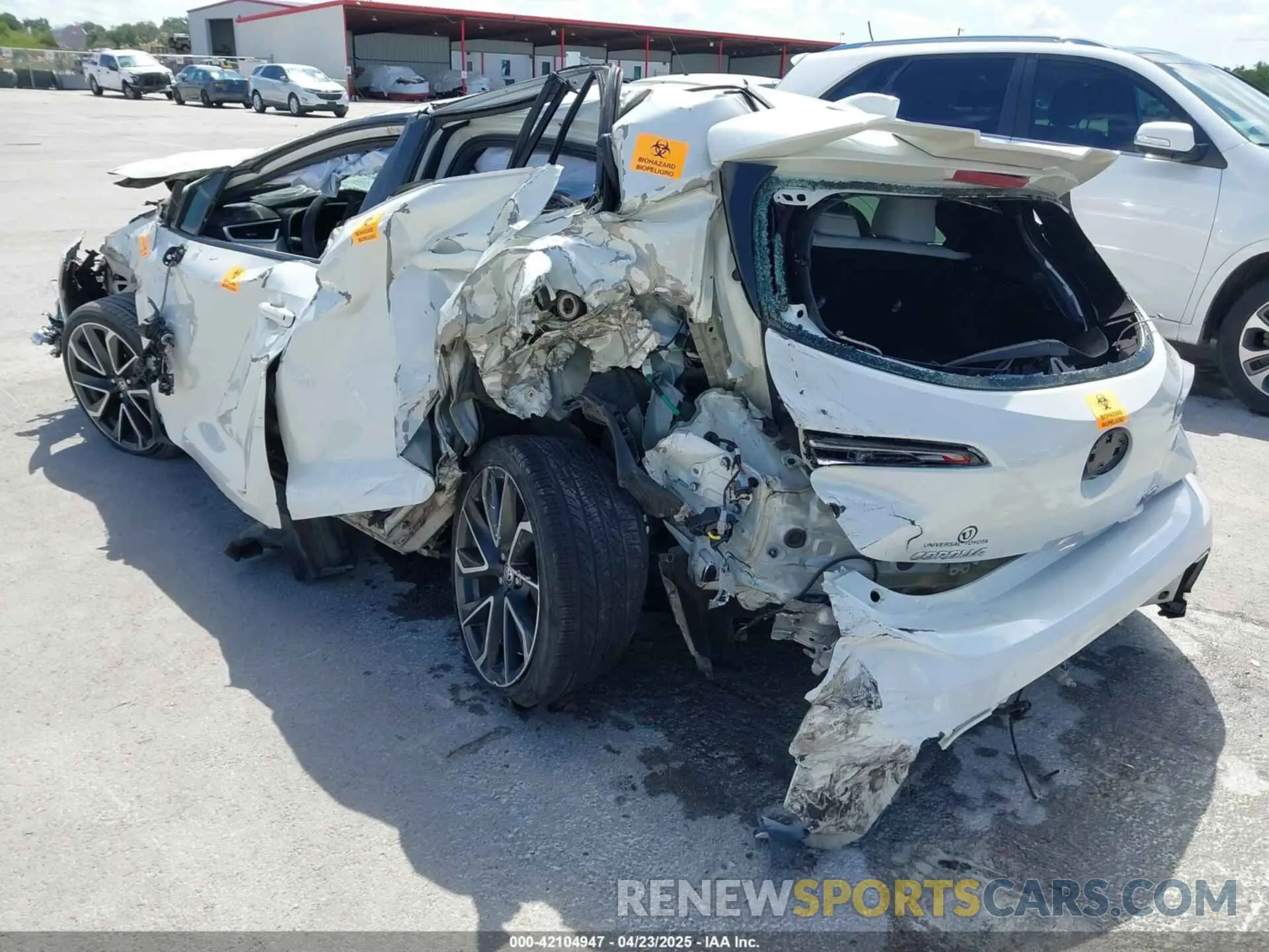 3 Photograph of a damaged car JTNA4RBE2L3086075 TOYOTA COROLLA 2020