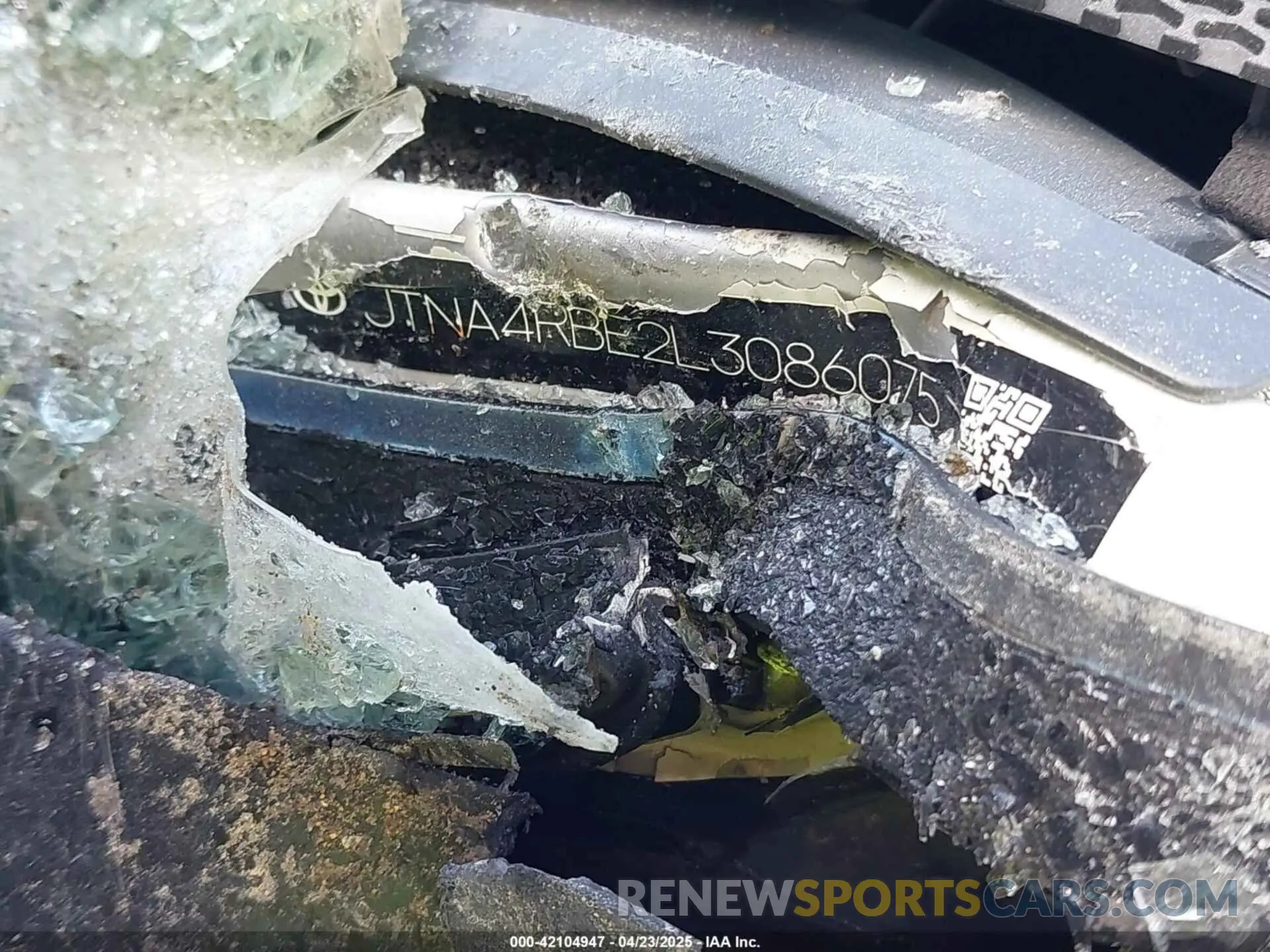 9 Photograph of a damaged car JTNA4RBE2L3086075 TOYOTA COROLLA 2020