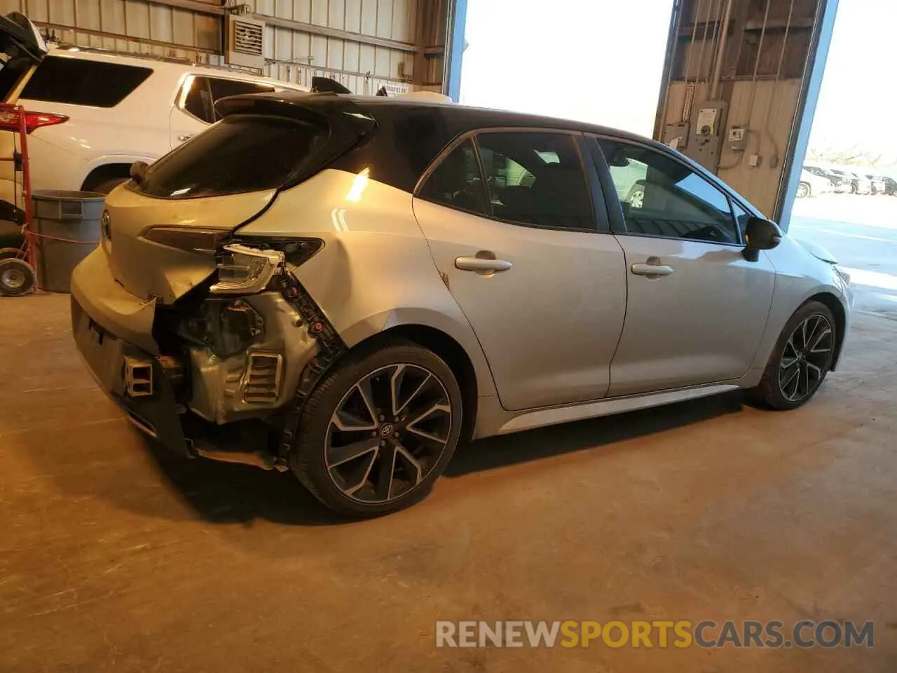 3 Photograph of a damaged car JTNA4RBE7L3073614 TOYOTA COROLLA 2020