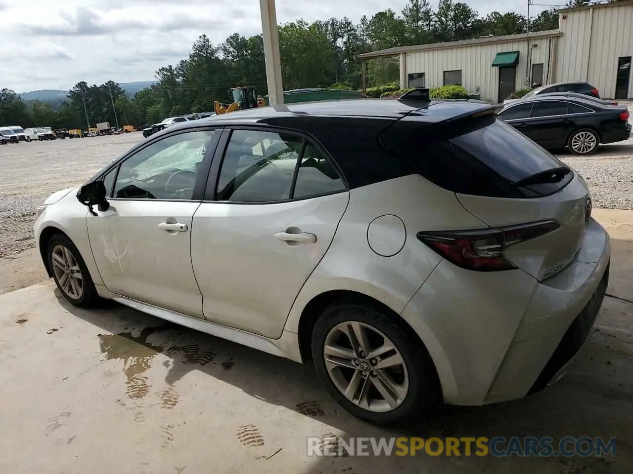 2 Photograph of a damaged car JTNB4RBE2L3080720 TOYOTA COROLLA 2020