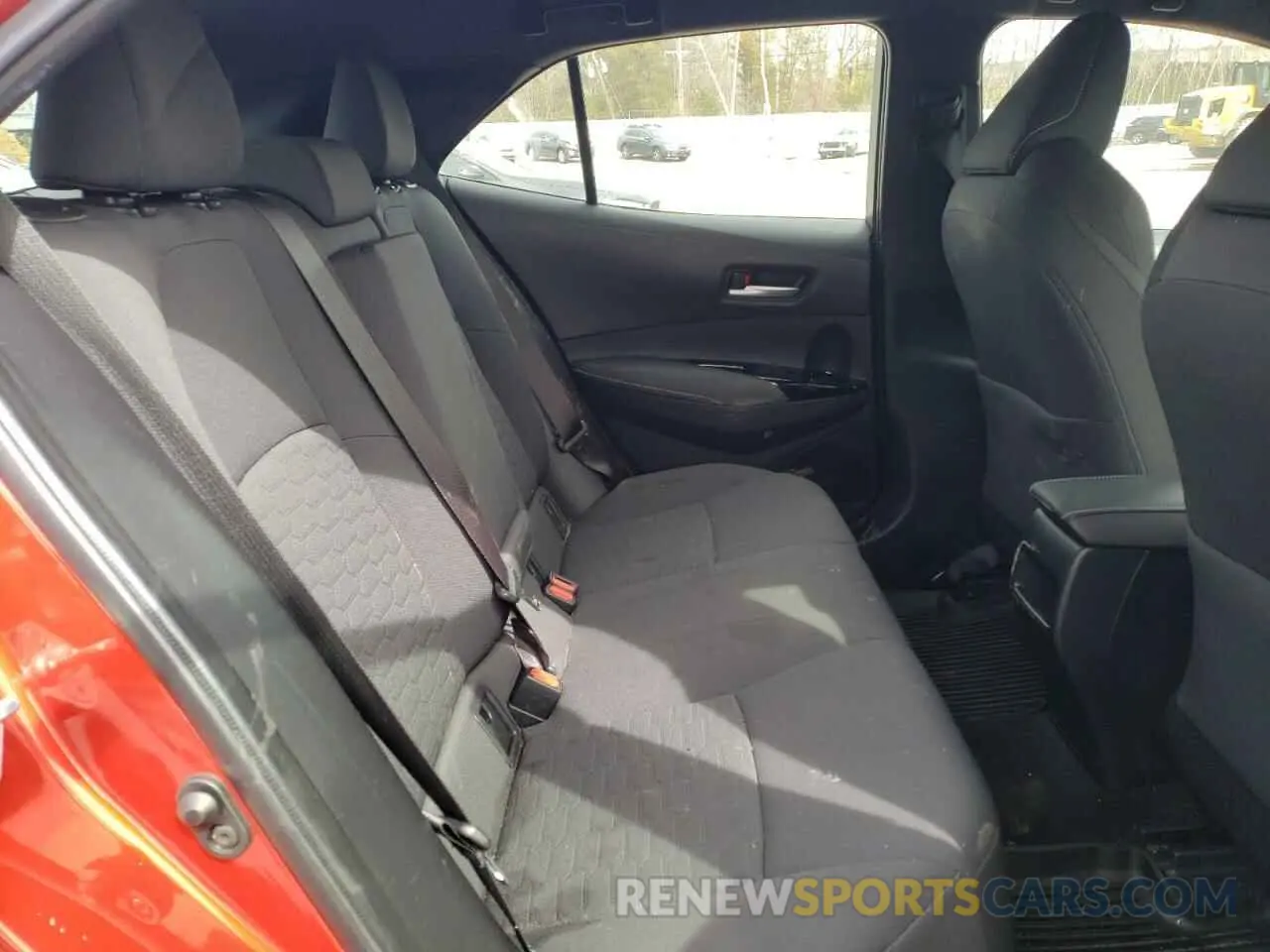 10 Photograph of a damaged car JTNB4RBE4L3074806 TOYOTA COROLLA 2020