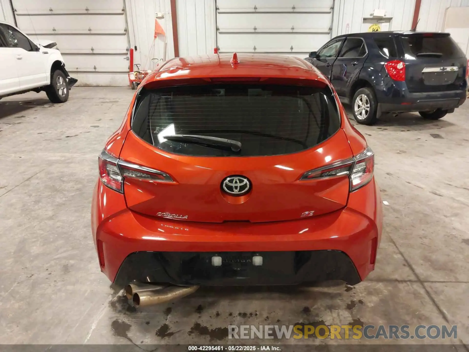 17 Photograph of a damaged car JTNB4RBE5L3079173 TOYOTA COROLLA 2020