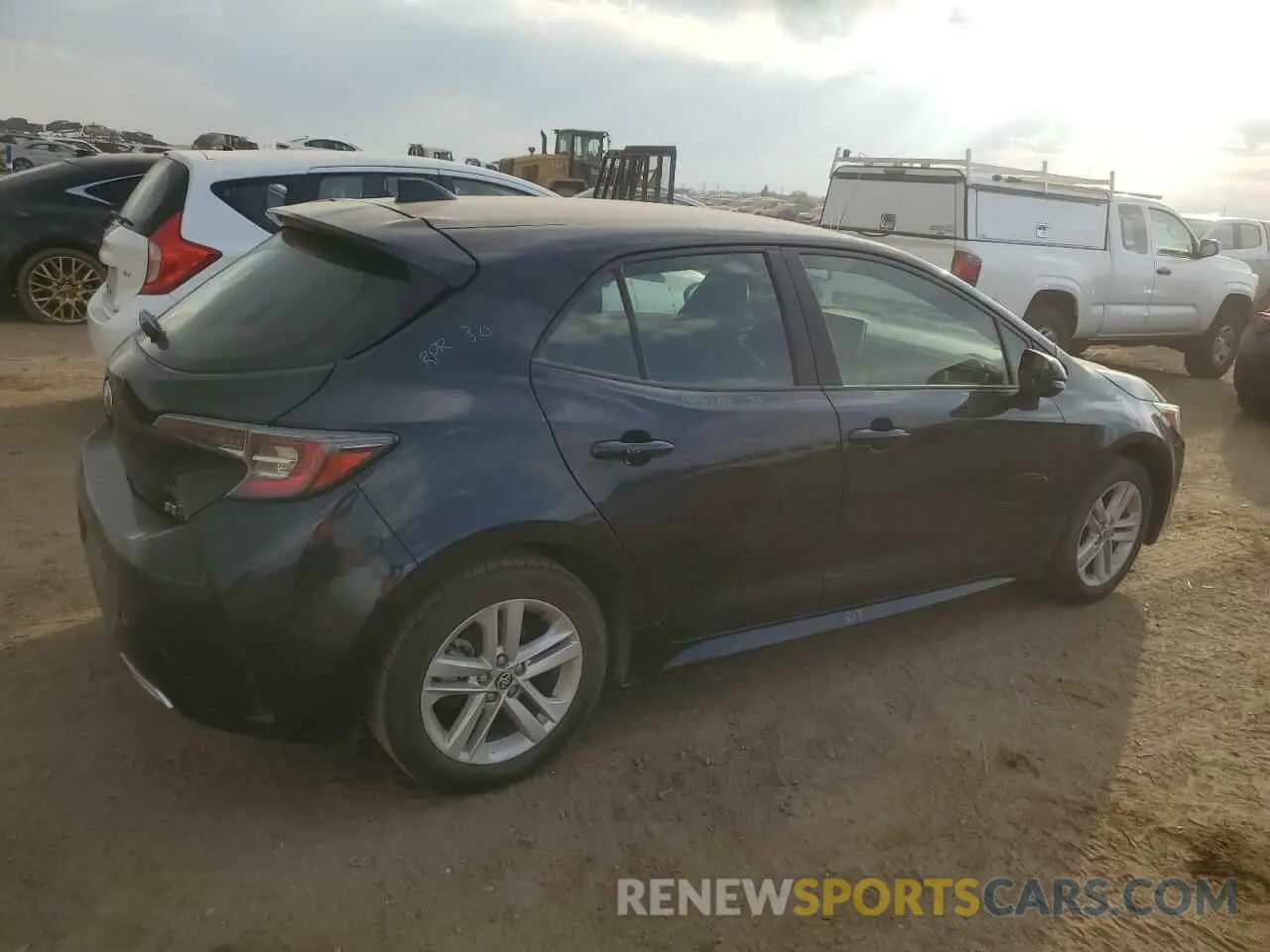 3 Photograph of a damaged car JTNB4RBE9L3080648 TOYOTA COROLLA 2020