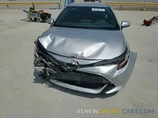 11 Photograph of a damaged car JTNC4RBE1L3077375 TOYOTA COROLLA 2020