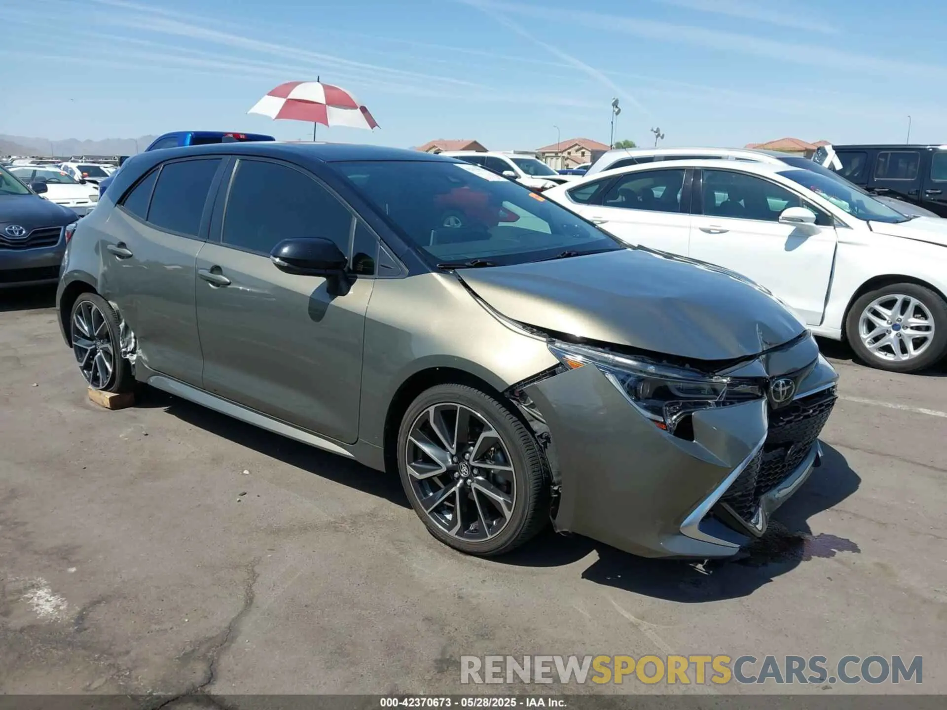 1 Photograph of a damaged car JTNC4RBE2L3093312 TOYOTA COROLLA 2020