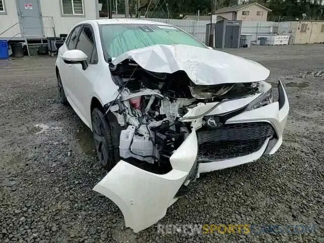 10 Photograph of a damaged car JTNC4RBE9L3074725 TOYOTA COROLLA 2020