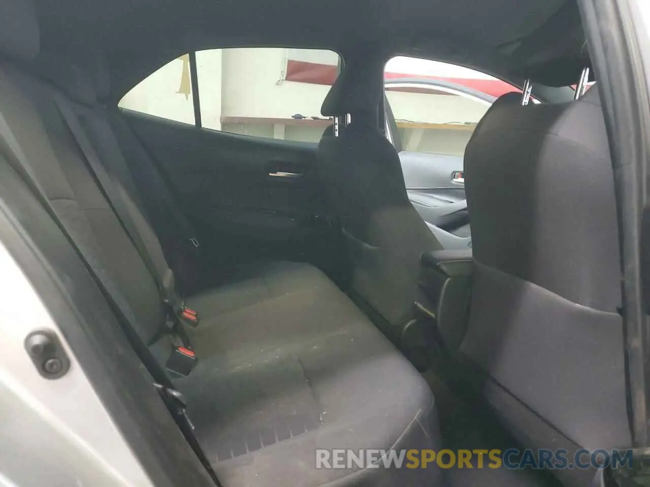10 Photograph of a damaged car JTND4RBE1L3082953 TOYOTA COROLLA 2020