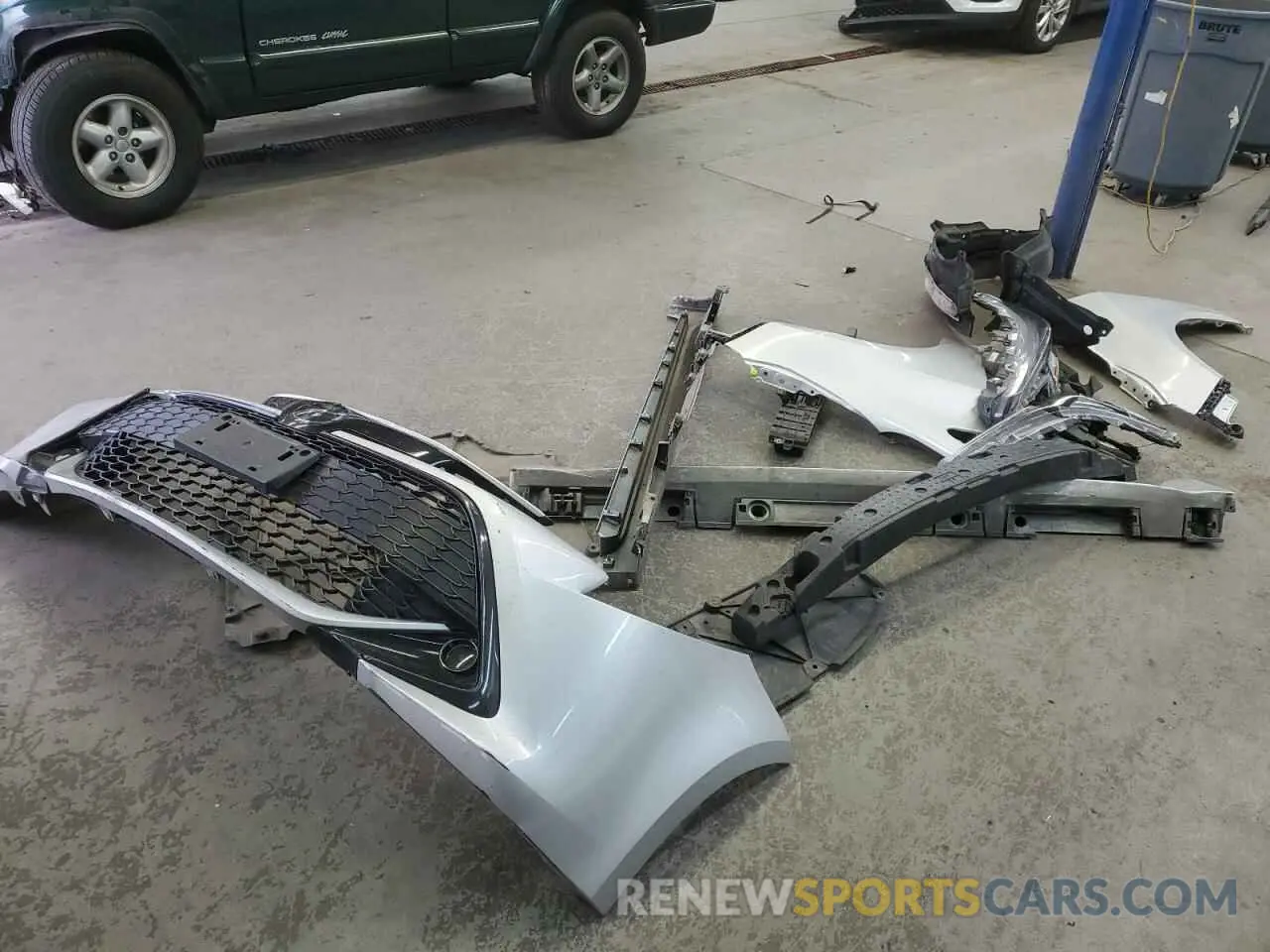 12 Photograph of a damaged car JTND4RBE1L3082953 TOYOTA COROLLA 2020