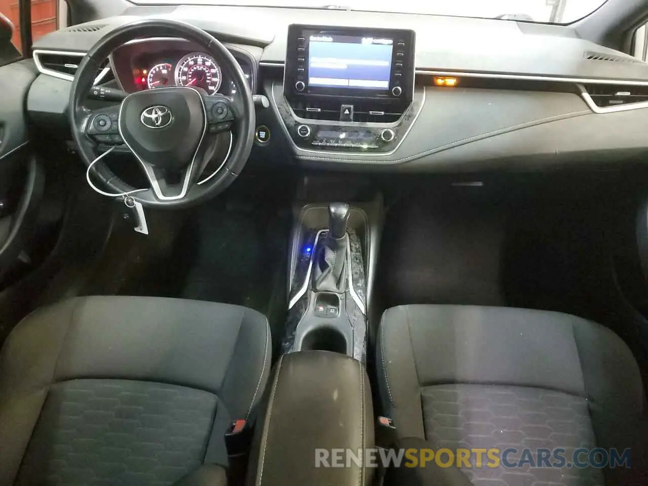 8 Photograph of a damaged car JTND4RBE1L3082953 TOYOTA COROLLA 2020