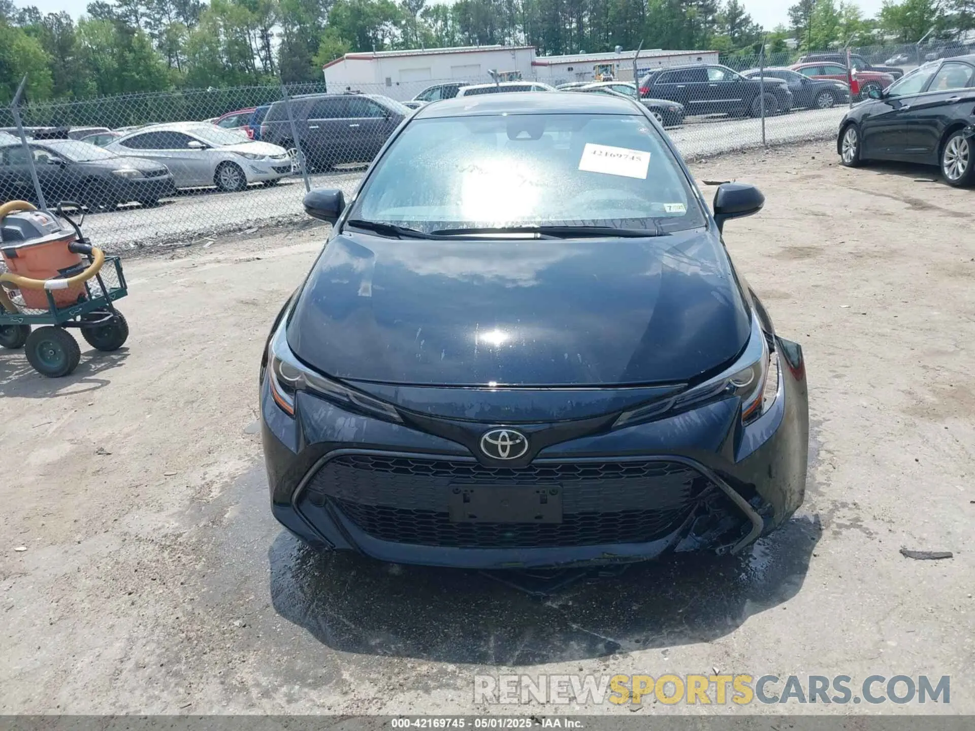 12 Photograph of a damaged car JTND4RBE1L3088154 TOYOTA COROLLA 2020