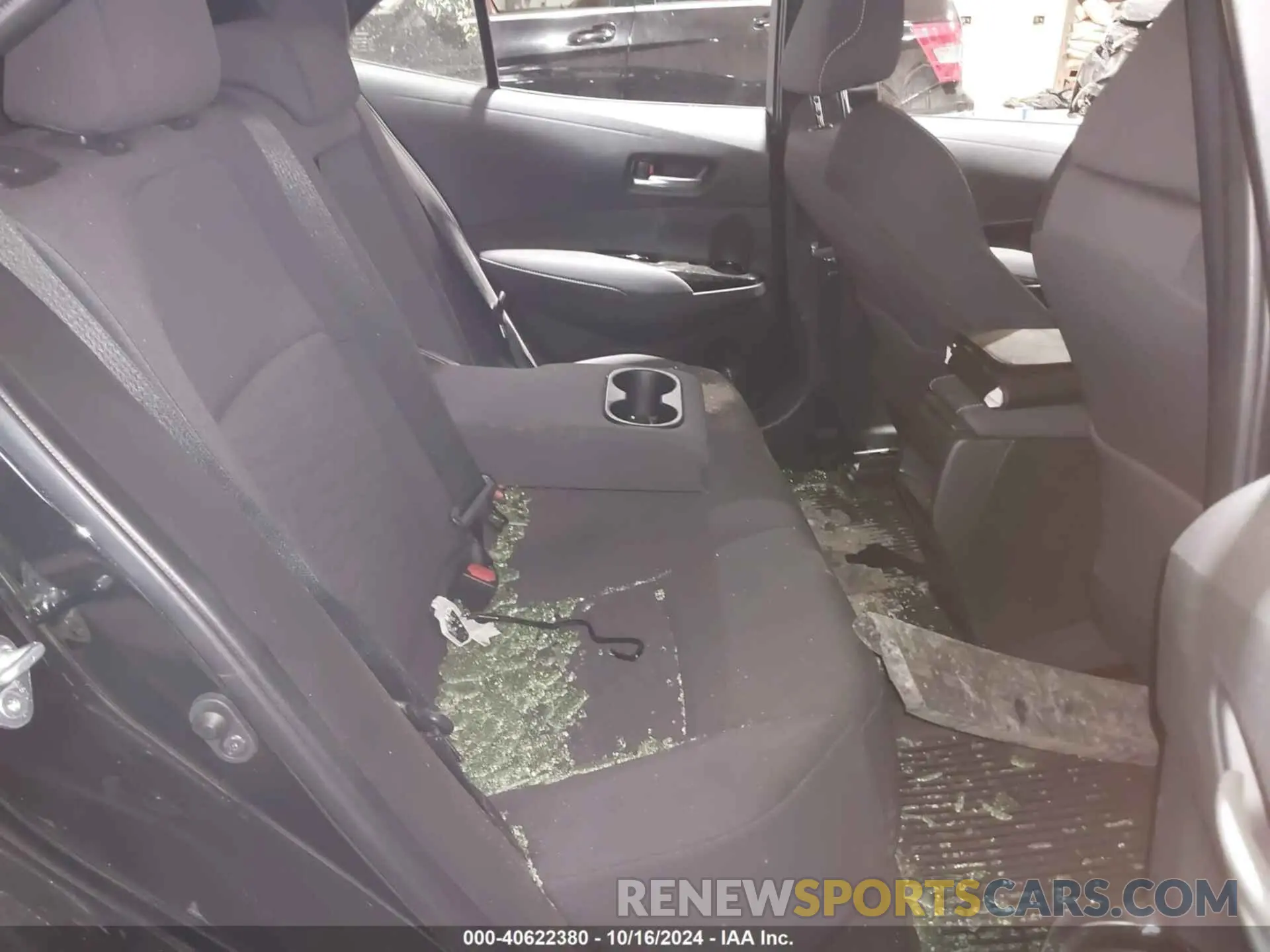 8 Photograph of a damaged car JTND4RBE1L3091121 TOYOTA COROLLA 2020