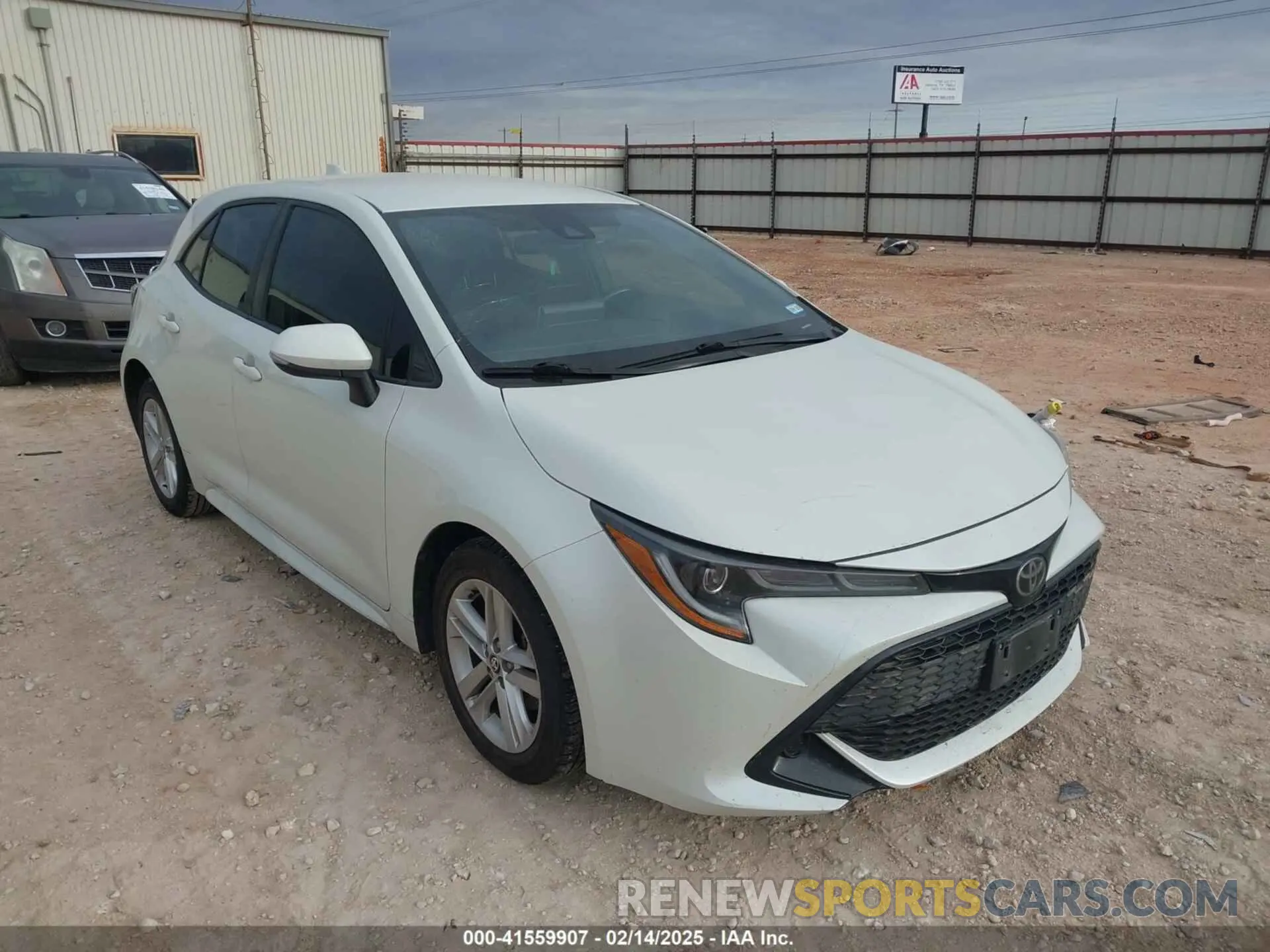1 Photograph of a damaged car JTND4RBE2L3096103 TOYOTA COROLLA 2020
