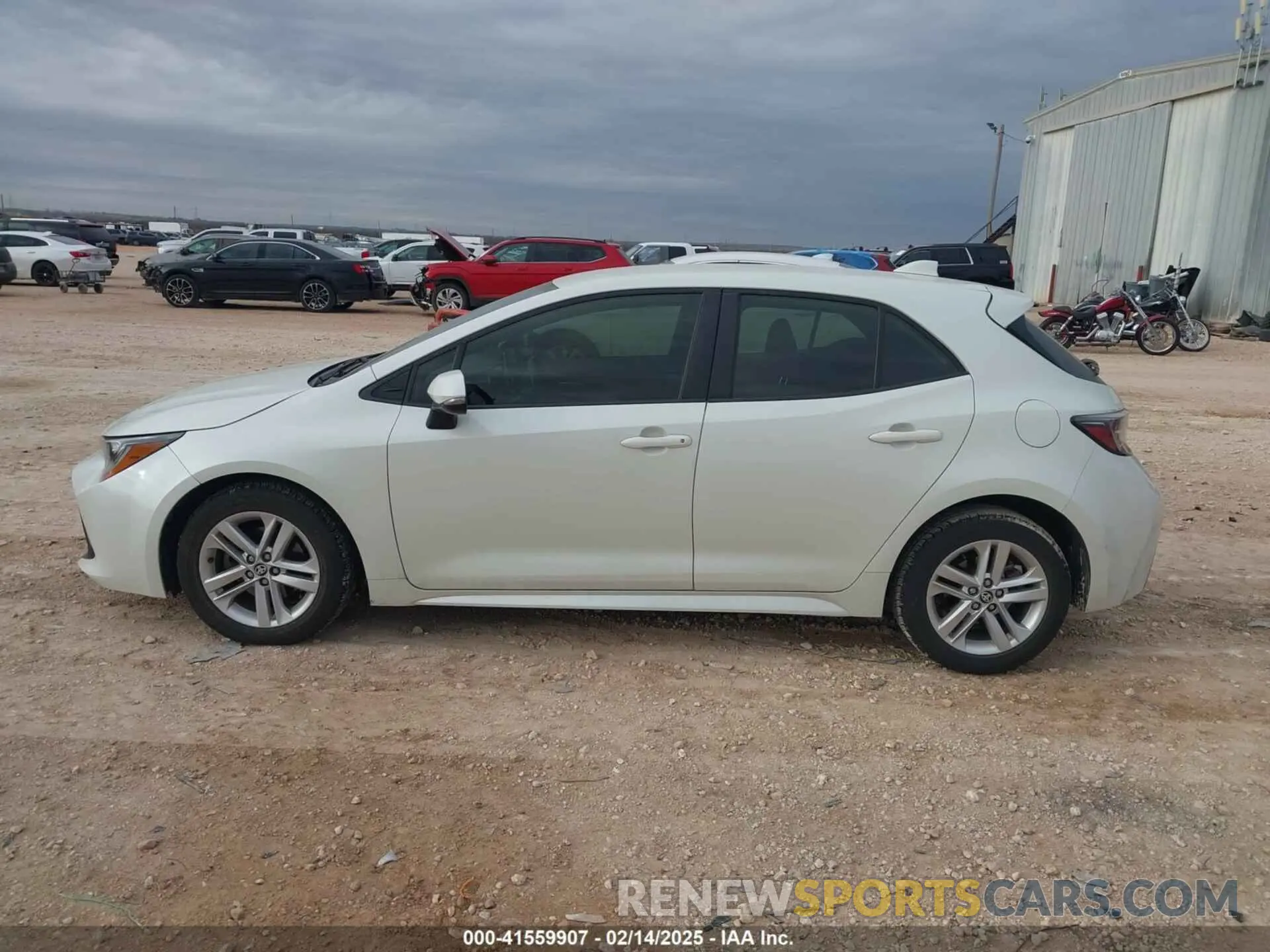 14 Photograph of a damaged car JTND4RBE2L3096103 TOYOTA COROLLA 2020