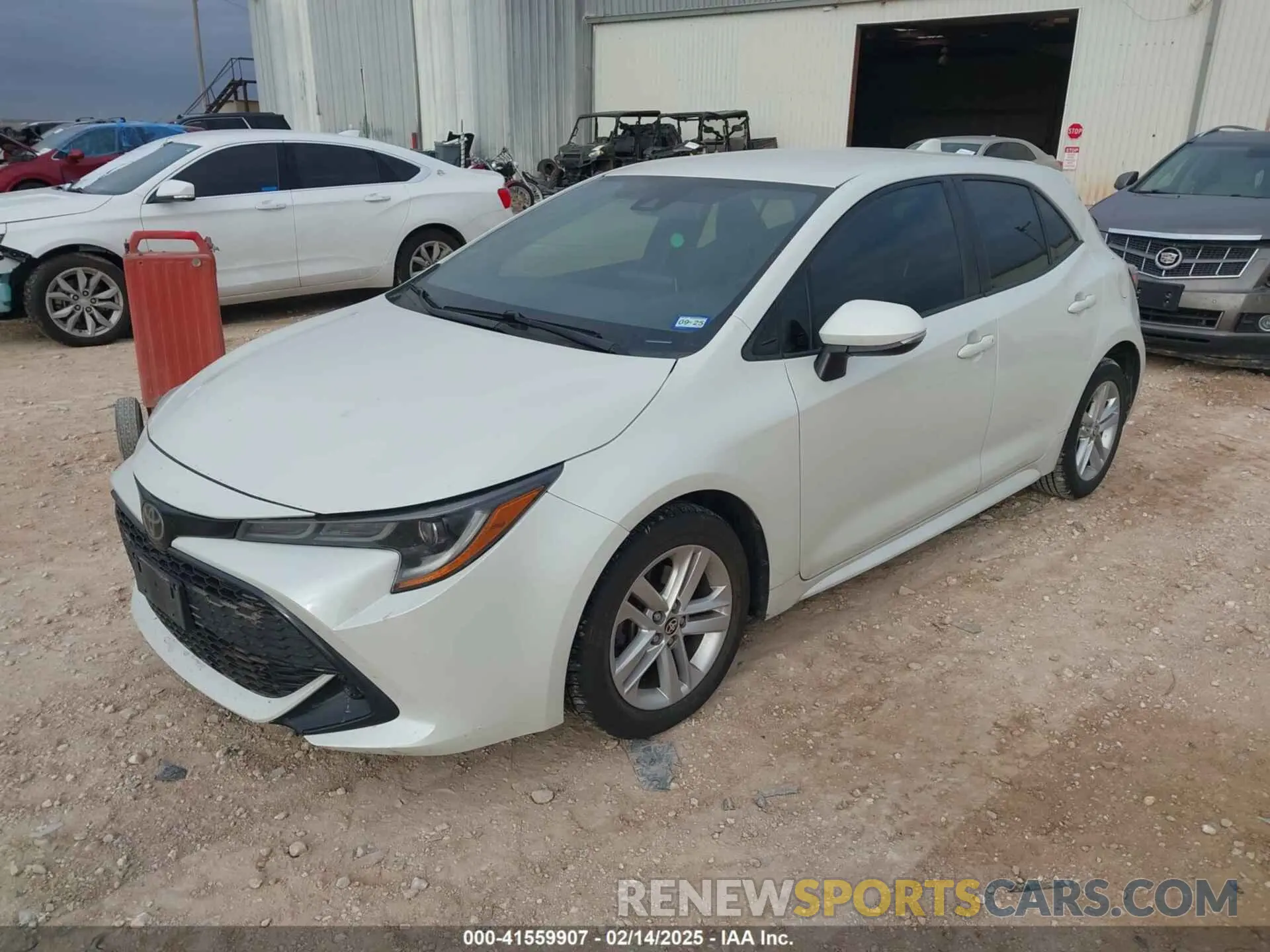 2 Photograph of a damaged car JTND4RBE2L3096103 TOYOTA COROLLA 2020
