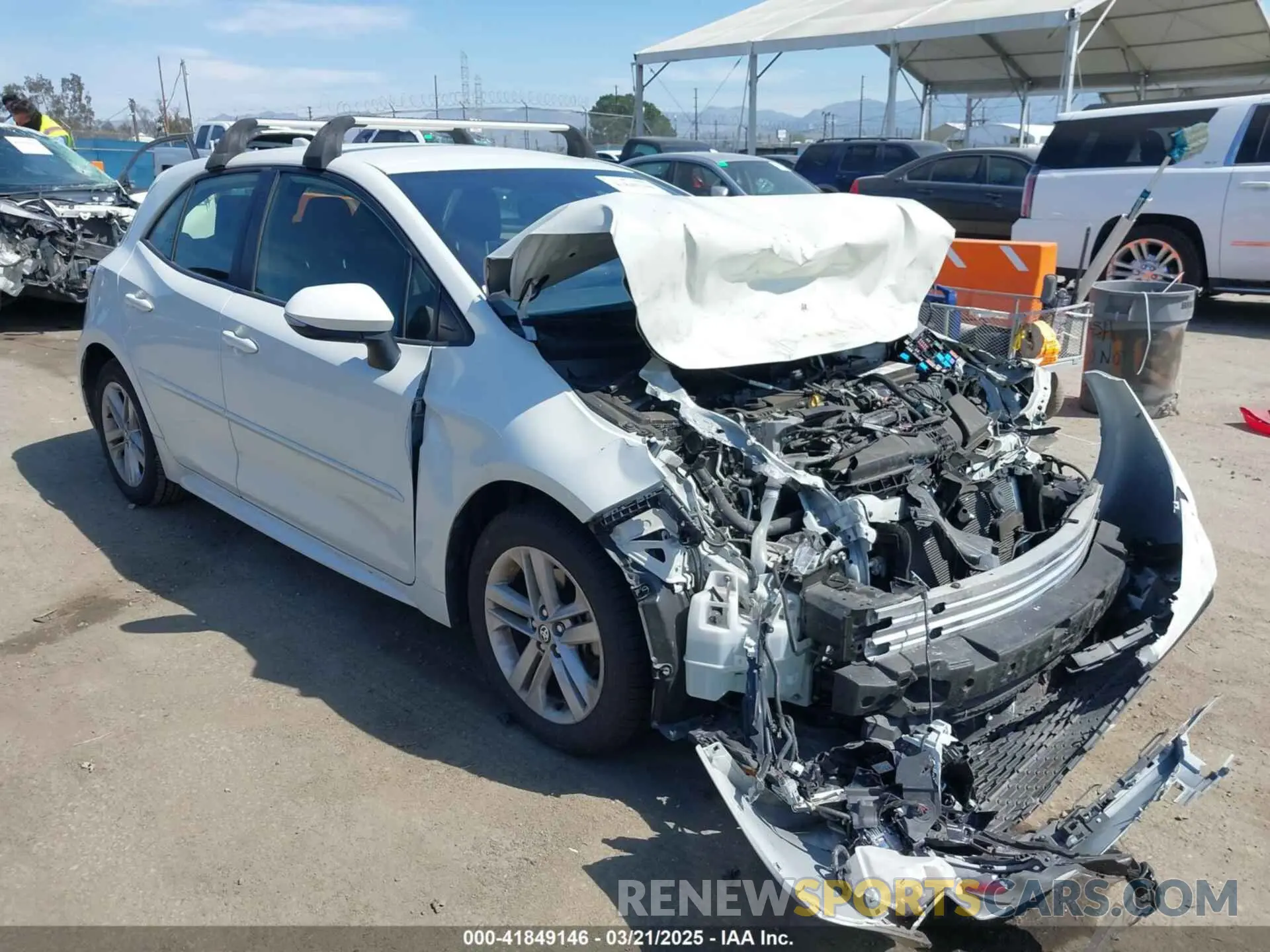 1 Photograph of a damaged car JTND4RBE2L3100649 TOYOTA COROLLA 2020