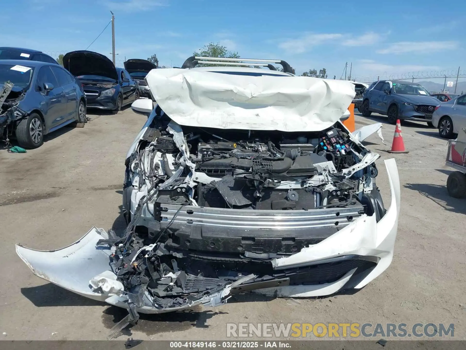12 Photograph of a damaged car JTND4RBE2L3100649 TOYOTA COROLLA 2020
