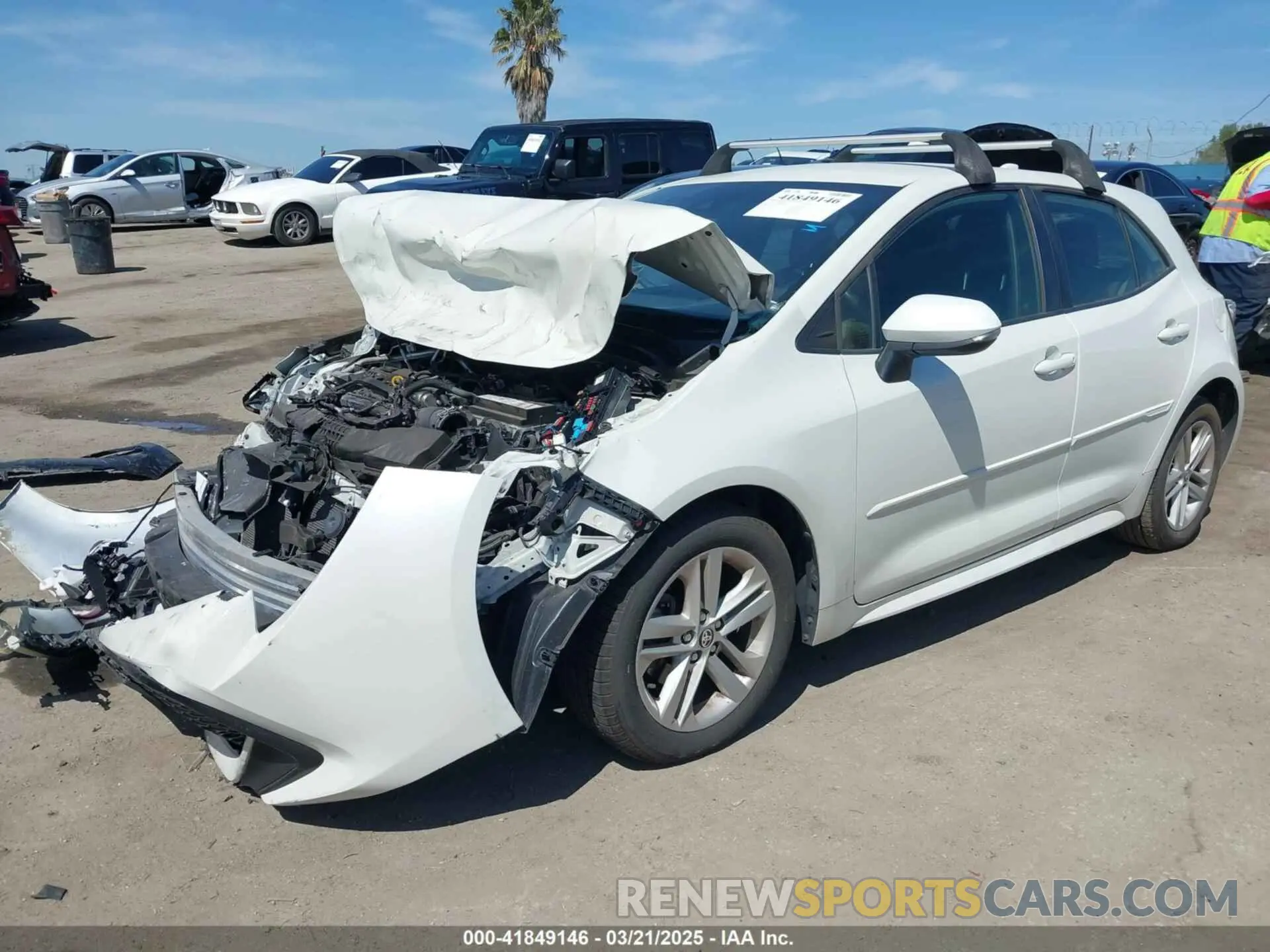 2 Photograph of a damaged car JTND4RBE2L3100649 TOYOTA COROLLA 2020