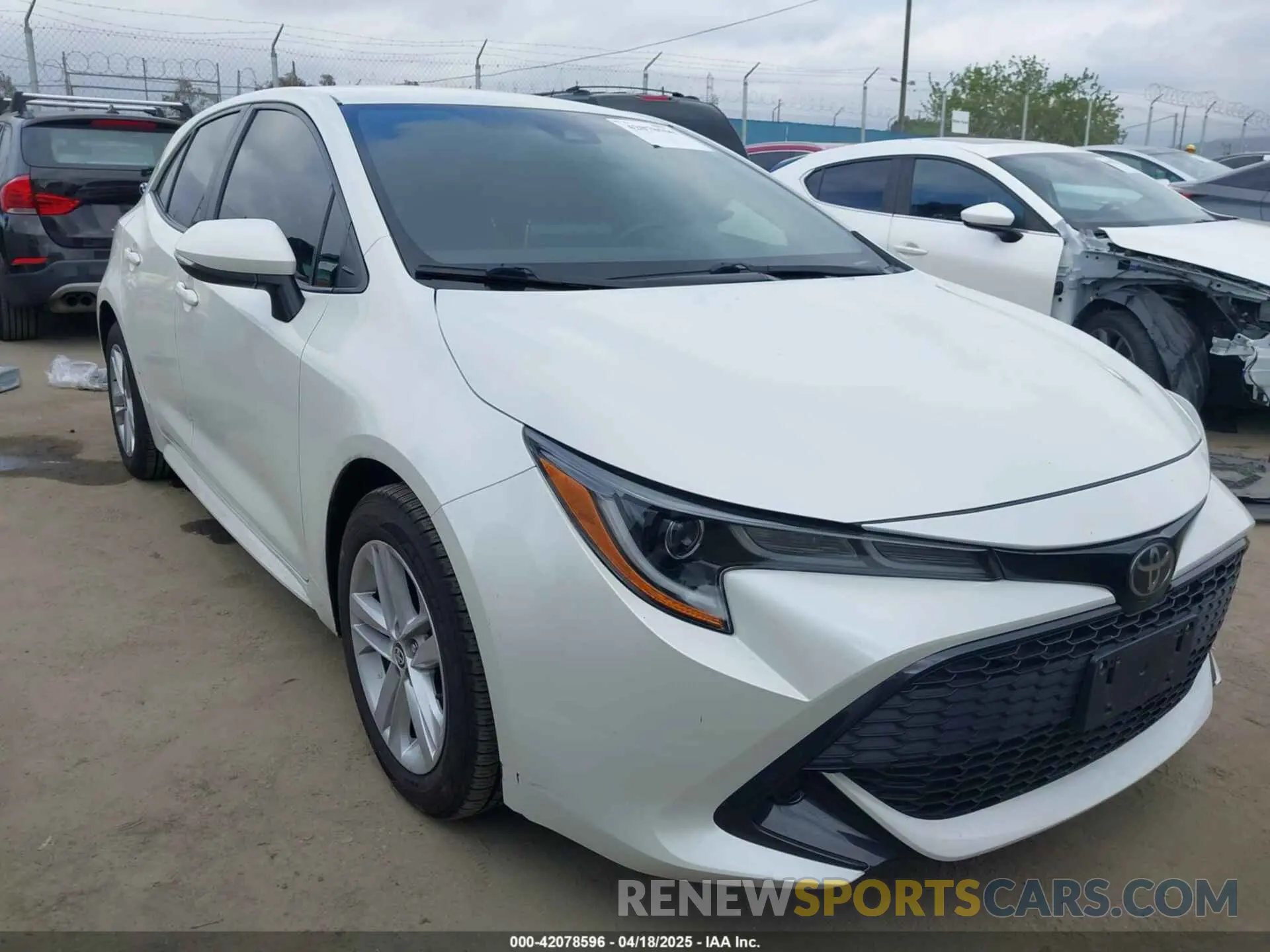 1 Photograph of a damaged car JTND4RBE3L3077866 TOYOTA COROLLA 2020