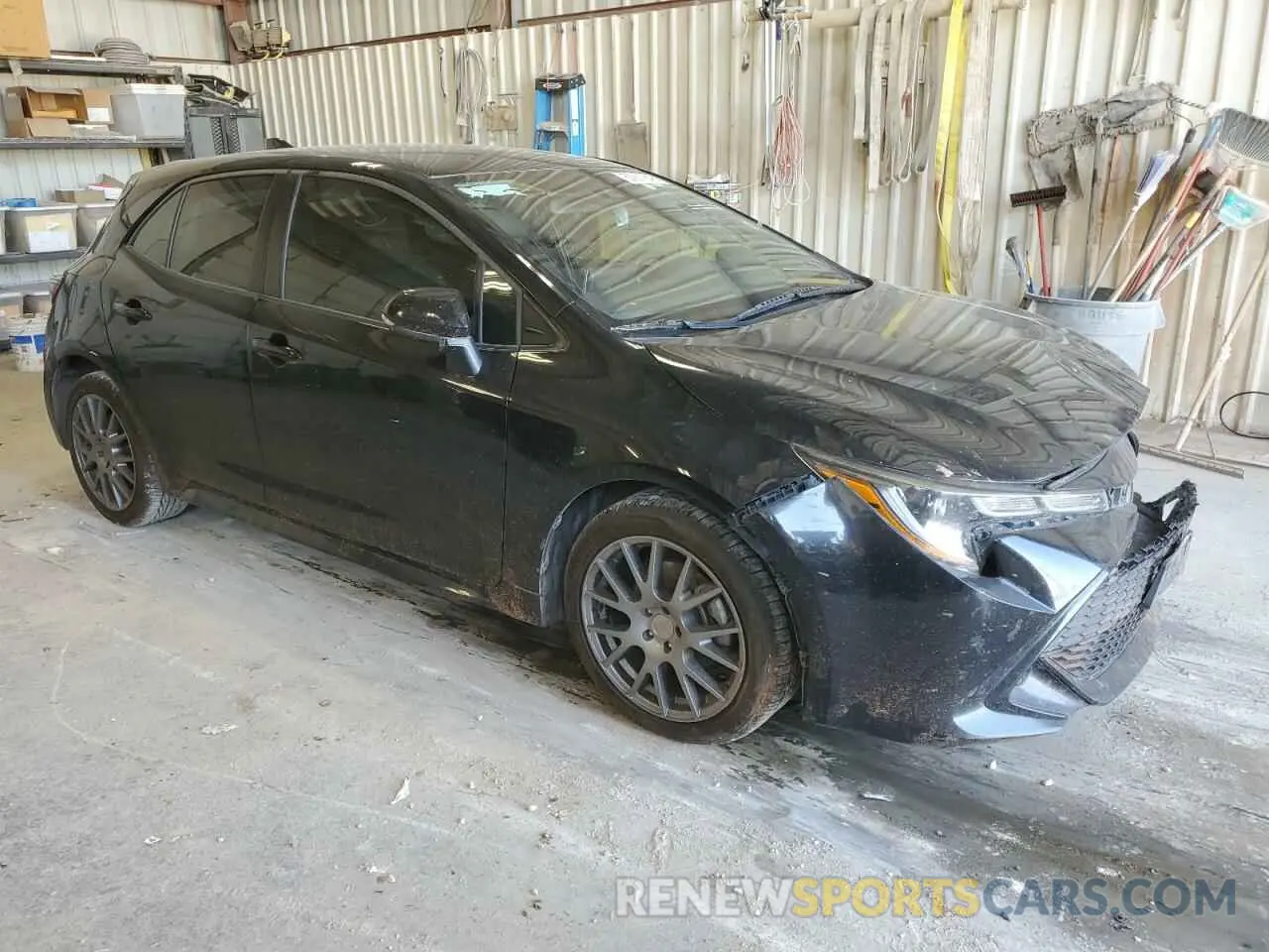 4 Photograph of a damaged car JTND4RBE3L3084252 TOYOTA COROLLA 2020