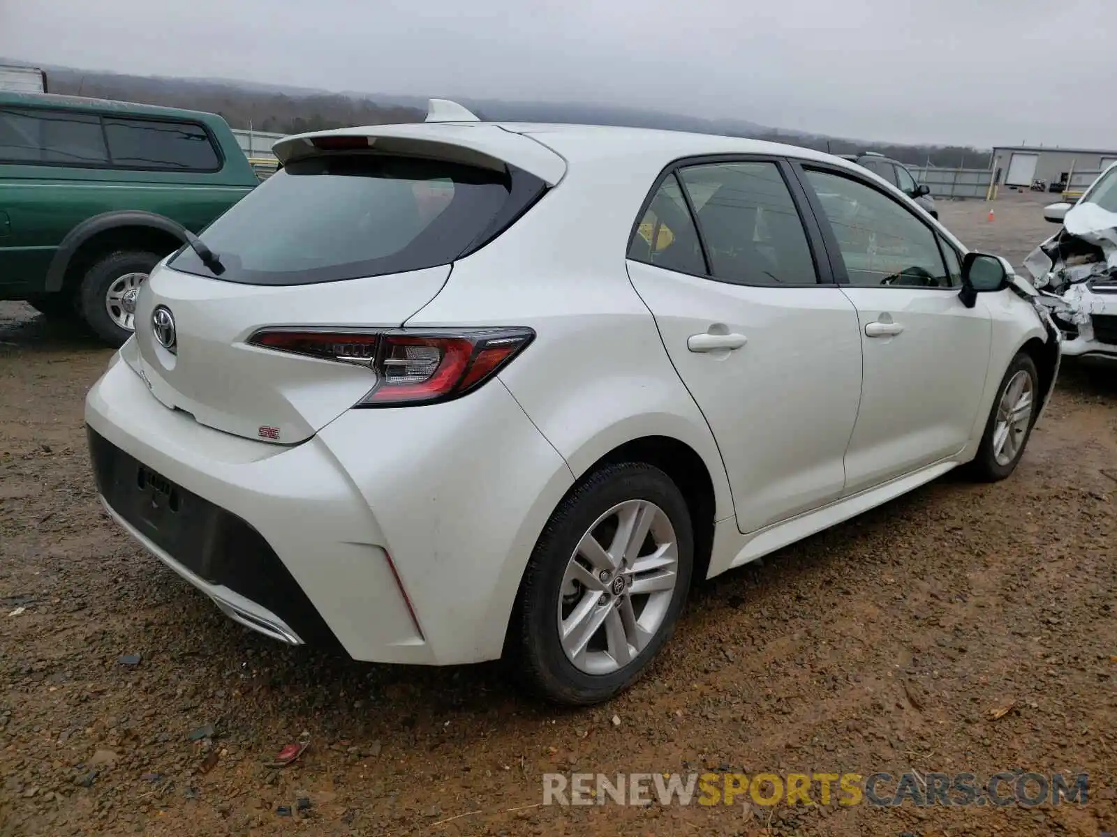 4 Photograph of a damaged car JTND4RBE3L3090004 TOYOTA COROLLA 2020