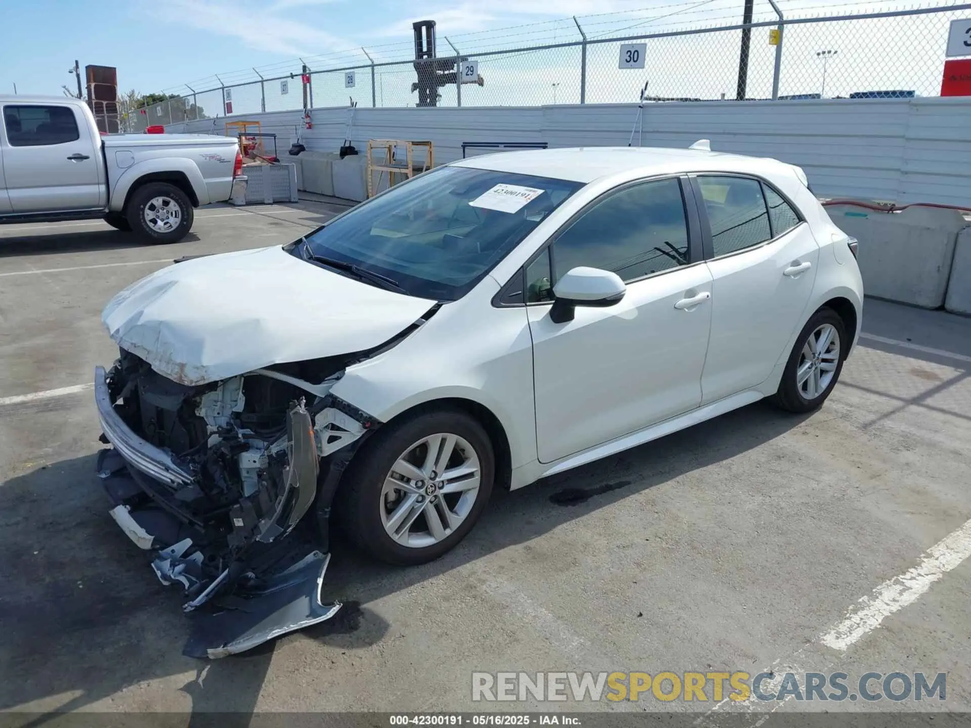 2 Photograph of a damaged car JTND4RBE4L3074488 TOYOTA COROLLA 2020