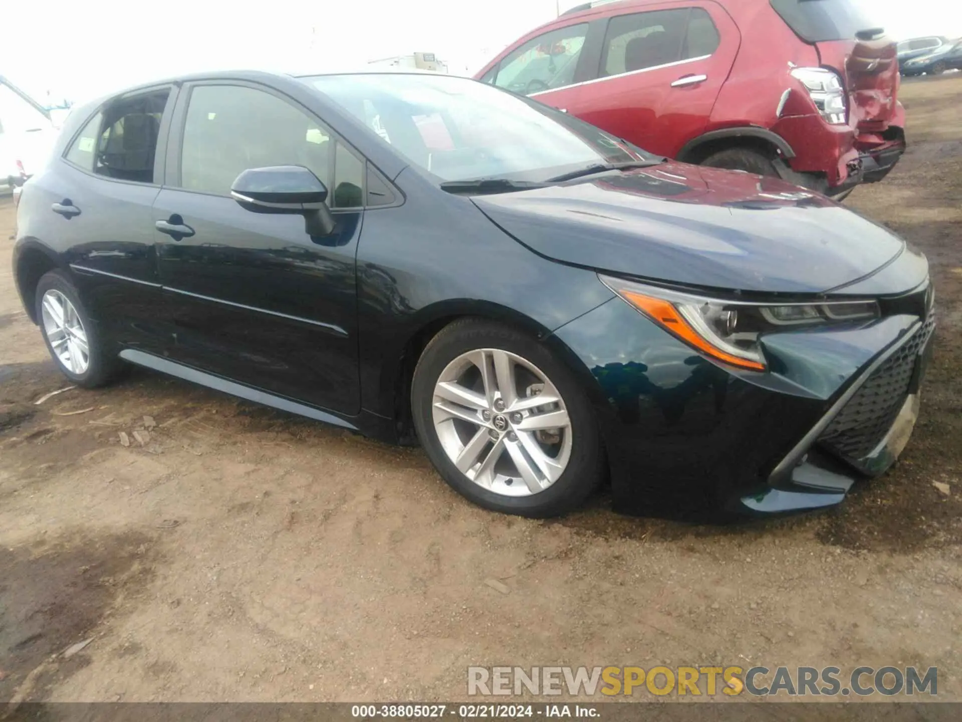 1 Photograph of a damaged car JTND4RBE4L3081067 TOYOTA COROLLA 2020