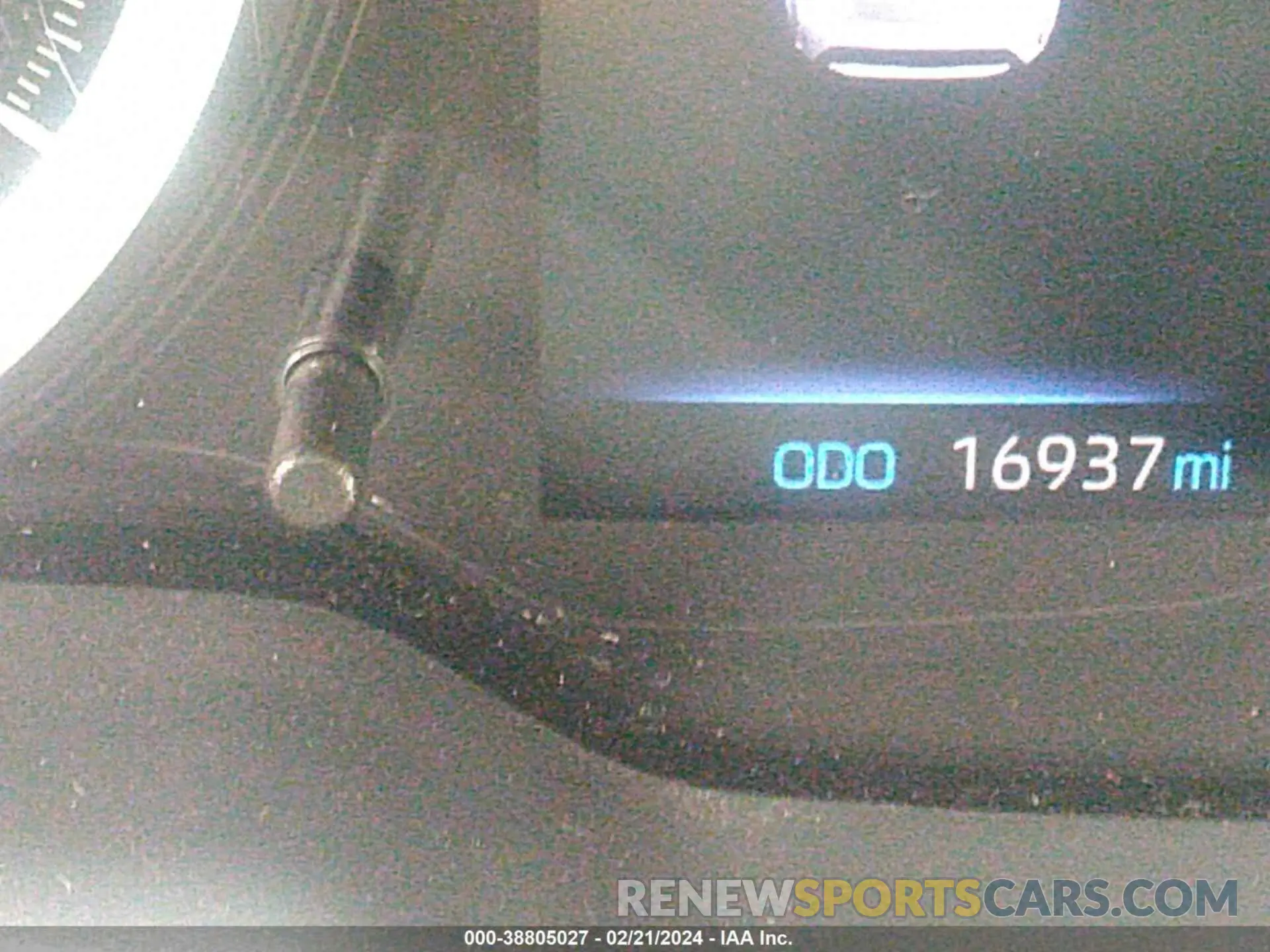 15 Photograph of a damaged car JTND4RBE4L3081067 TOYOTA COROLLA 2020