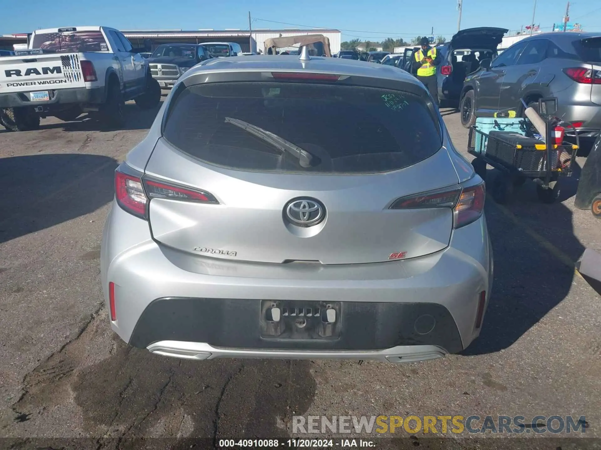 16 Photograph of a damaged car JTND4RBE5L3074709 TOYOTA COROLLA 2020