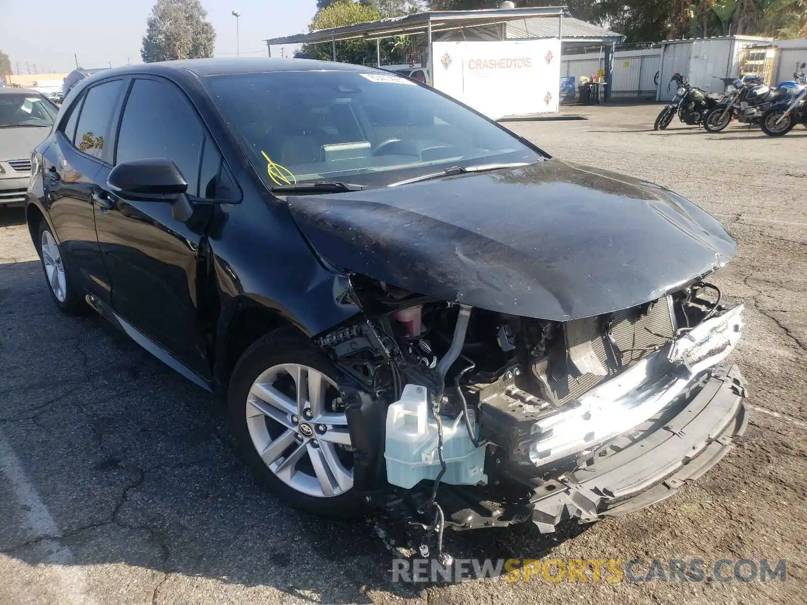 1 Photograph of a damaged car JTND4RBE5L3081420 TOYOTA COROLLA 2020