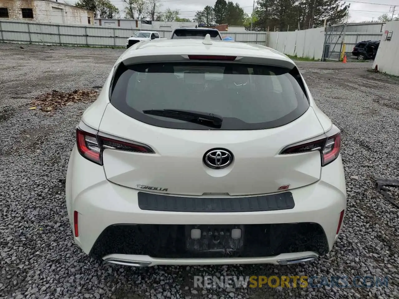 6 Photograph of a damaged car JTND4RBE6L3088702 TOYOTA COROLLA 2020