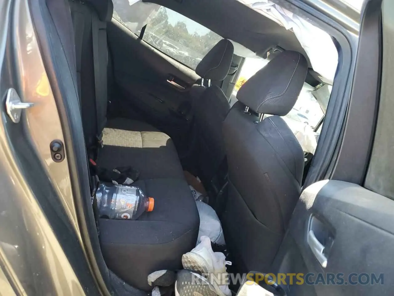 10 Photograph of a damaged car JTND4RBE7L3094881 TOYOTA COROLLA 2020