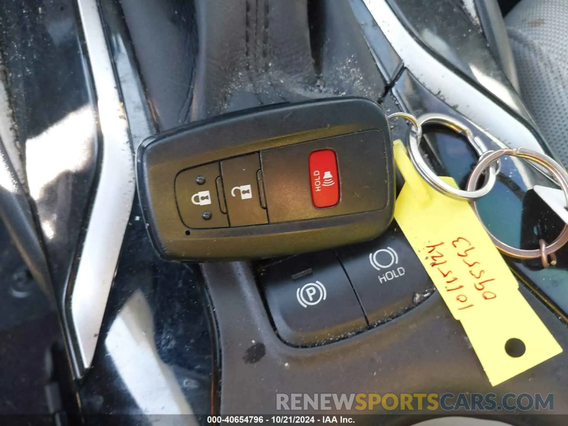 11 Photograph of a damaged car JTND4RBE7L3095593 TOYOTA COROLLA 2020