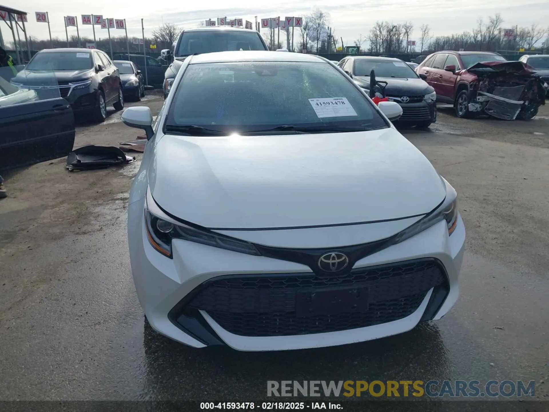 12 Photograph of a damaged car JTND4RBE8L3084067 TOYOTA COROLLA 2020