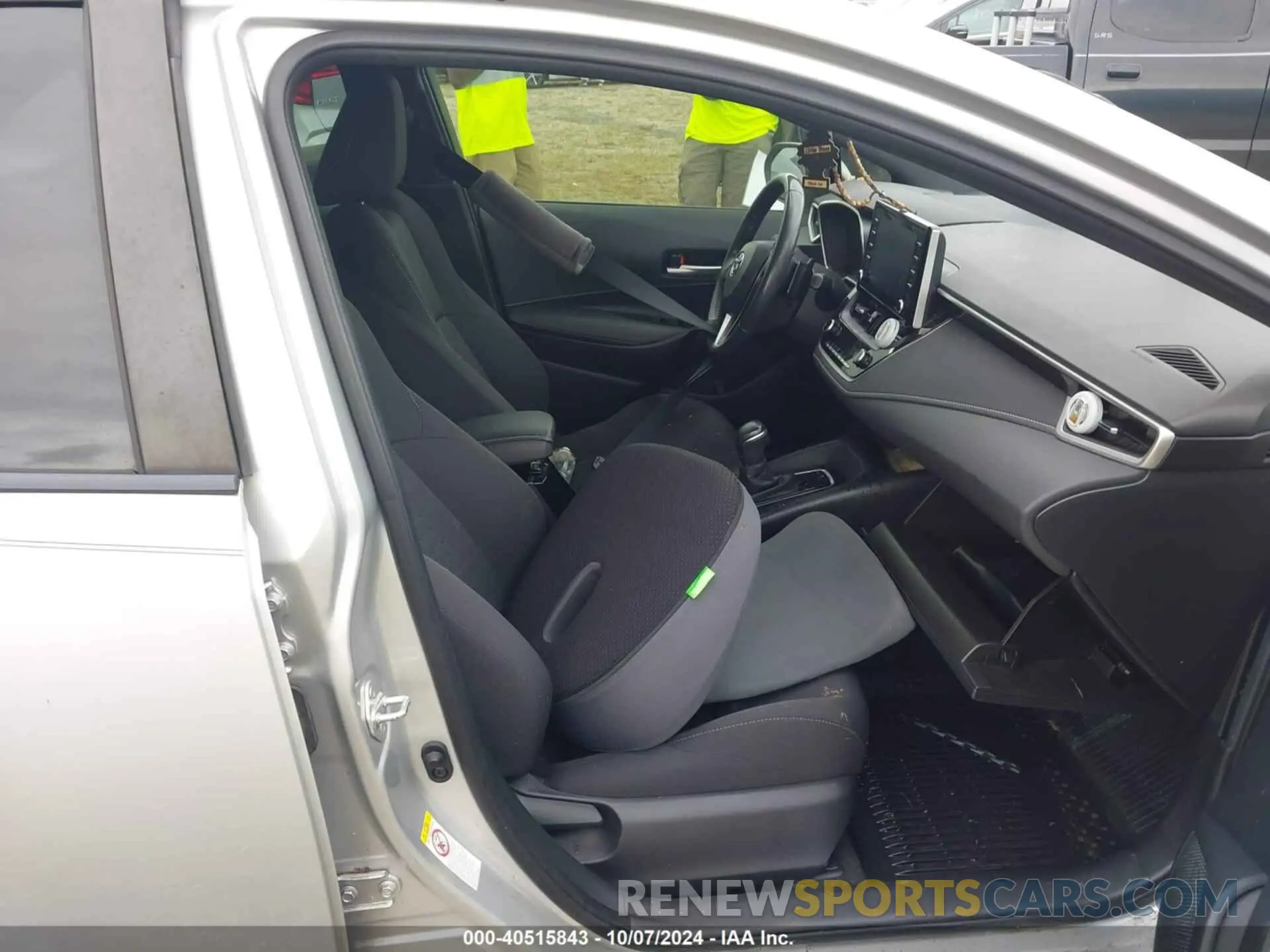 5 Photograph of a damaged car JTND4RBE8L3094792 TOYOTA COROLLA 2020