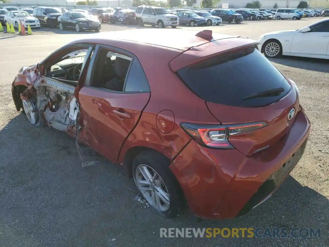 3 Photograph of a damaged car JTND4RBEXL3093594 TOYOTA COROLLA 2020