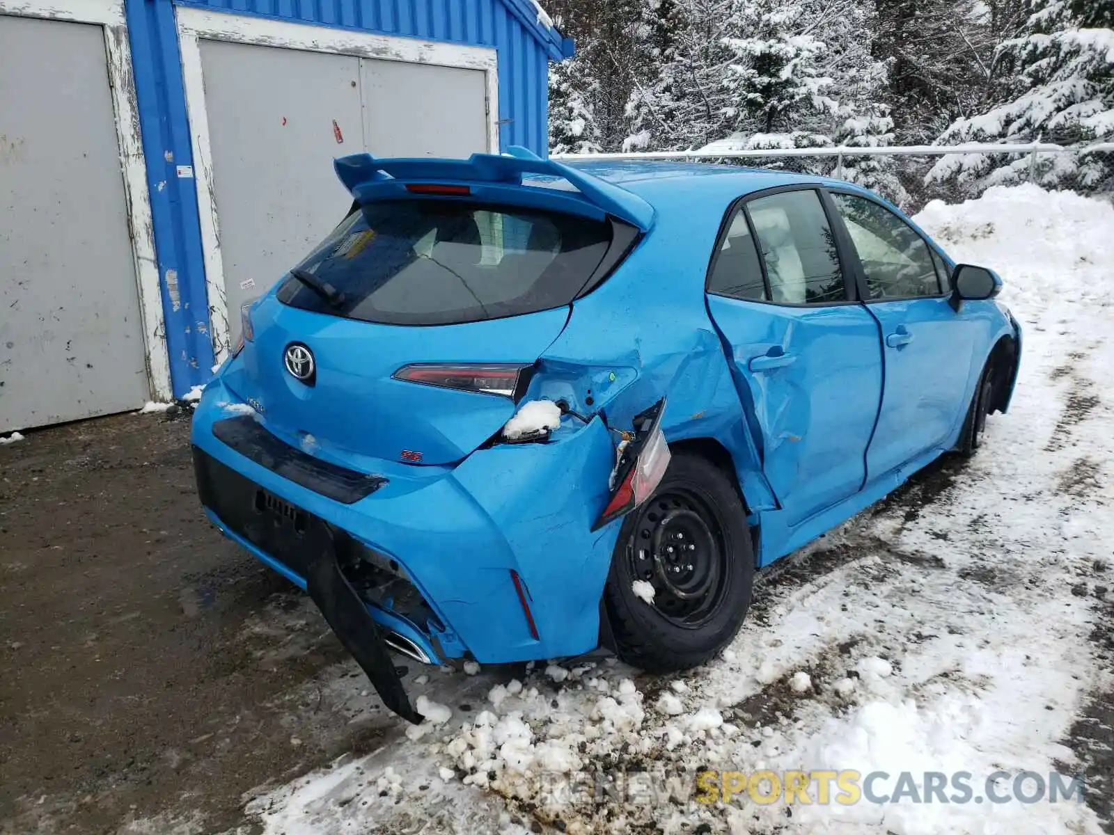 4 Photograph of a damaged car JTNK4RBE6L3093230 TOYOTA COROLLA 2020