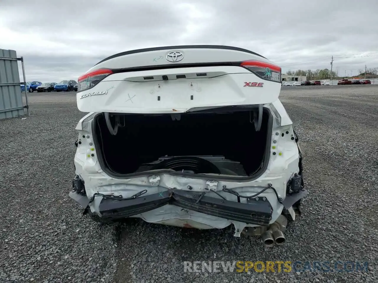 6 Photograph of a damaged car 5YFB4MBE4MP080816 TOYOTA COROLLA 2021