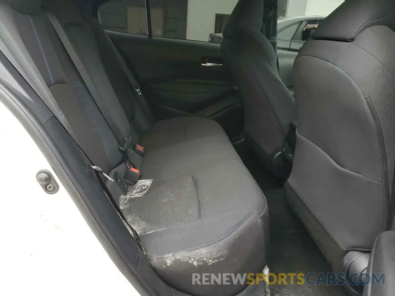 10 Photograph of a damaged car 5YFB4MBE7MP081135 TOYOTA COROLLA 2021