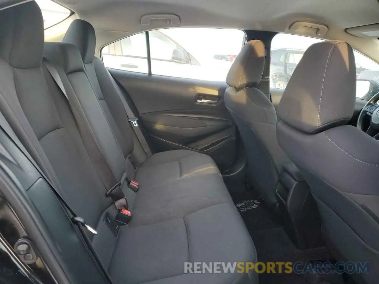10 Photograph of a damaged car 5YFBPMBE1MP215953 TOYOTA COROLLA 2021