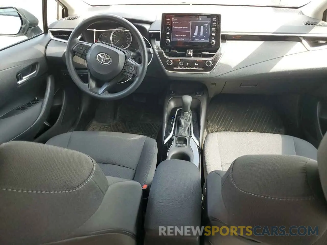 8 Photograph of a damaged car 5YFBPMBE2MP241364 TOYOTA COROLLA 2021