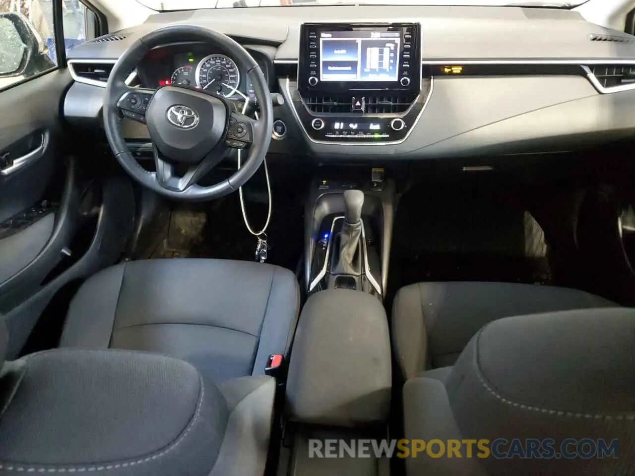 8 Photograph of a damaged car 5YFBPMBE6MP240198 TOYOTA COROLLA 2021